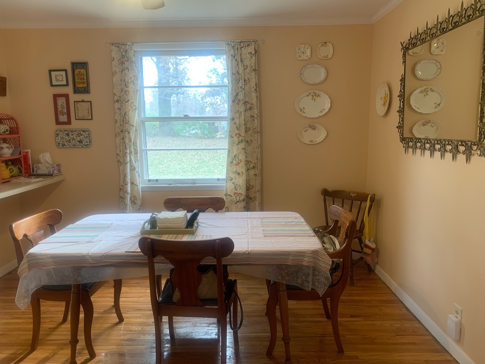 207 Dale Ter Property Photo 9
