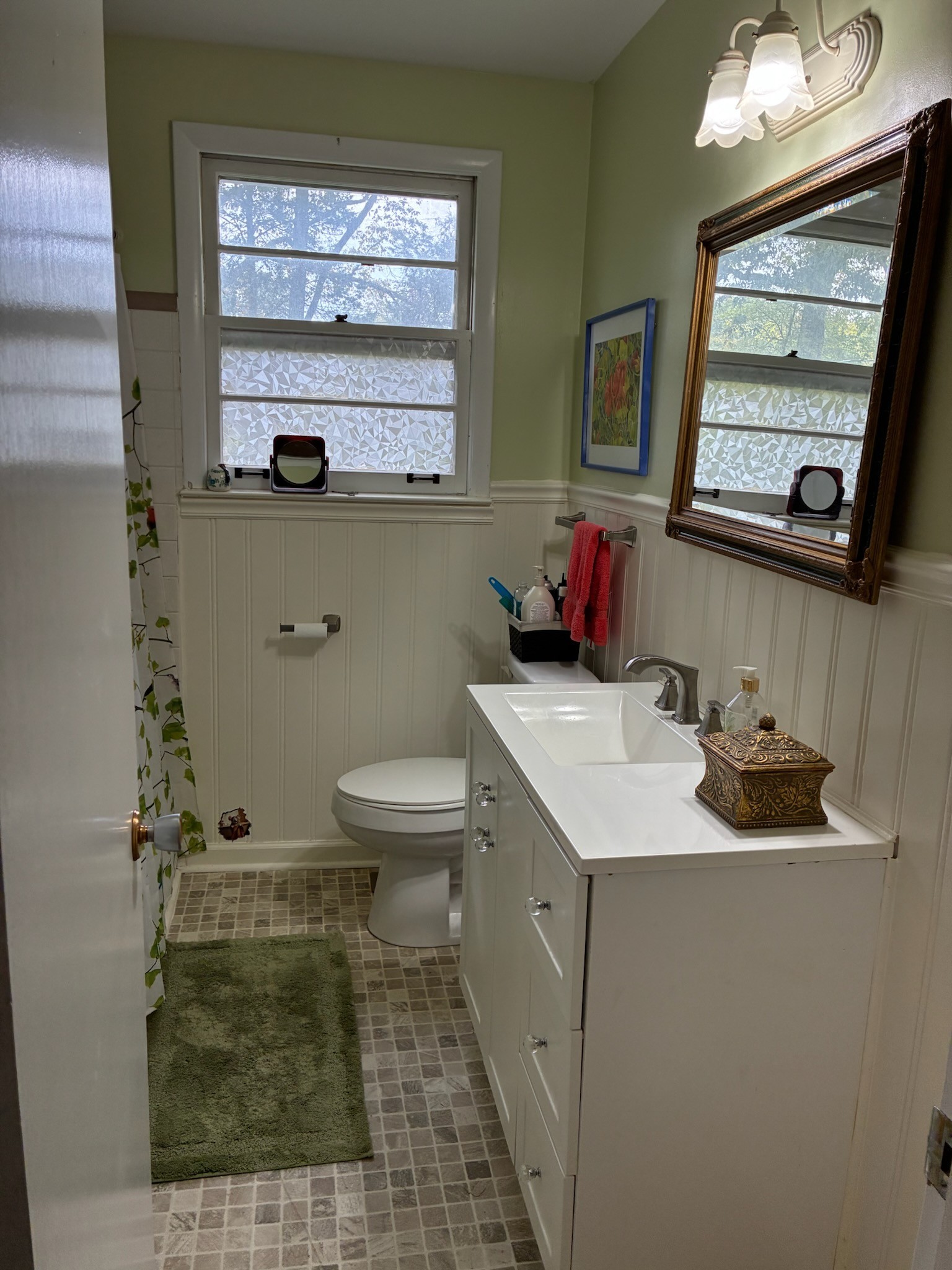 207 Dale Ter Property Photo 10