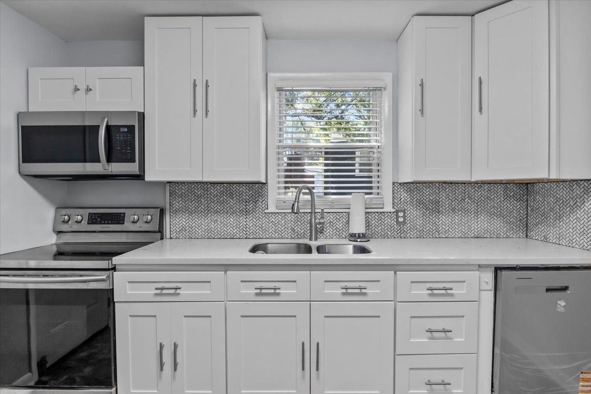 2614 Jenkins Ct Property Photo 1