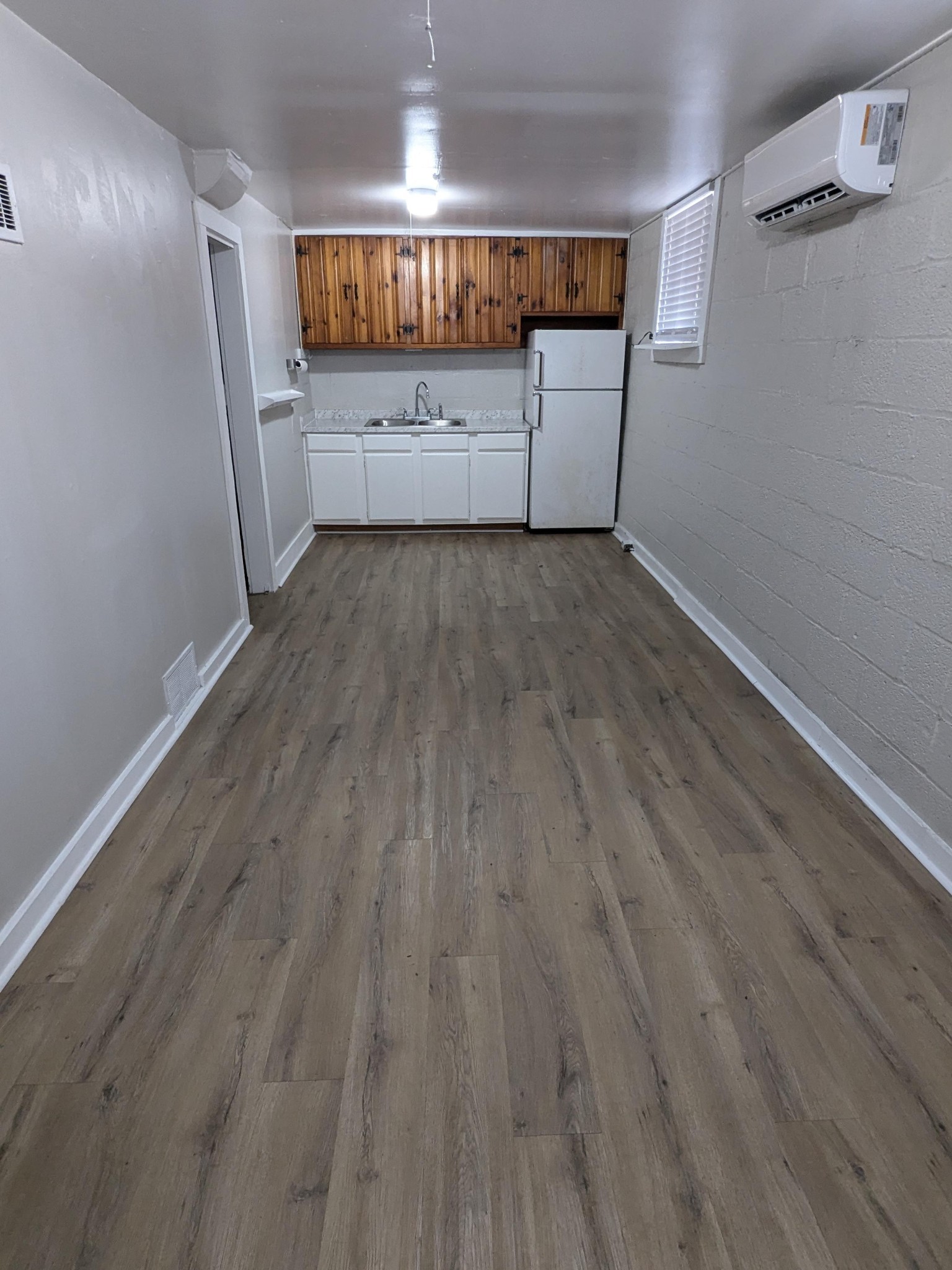 1517 Sweetbriar Ave Property Photo 1