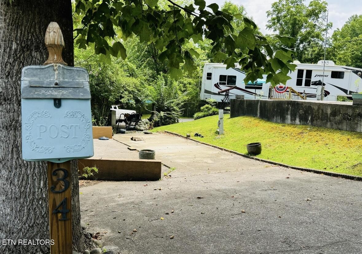 34 8450 State Highway 73 Property Photo 1