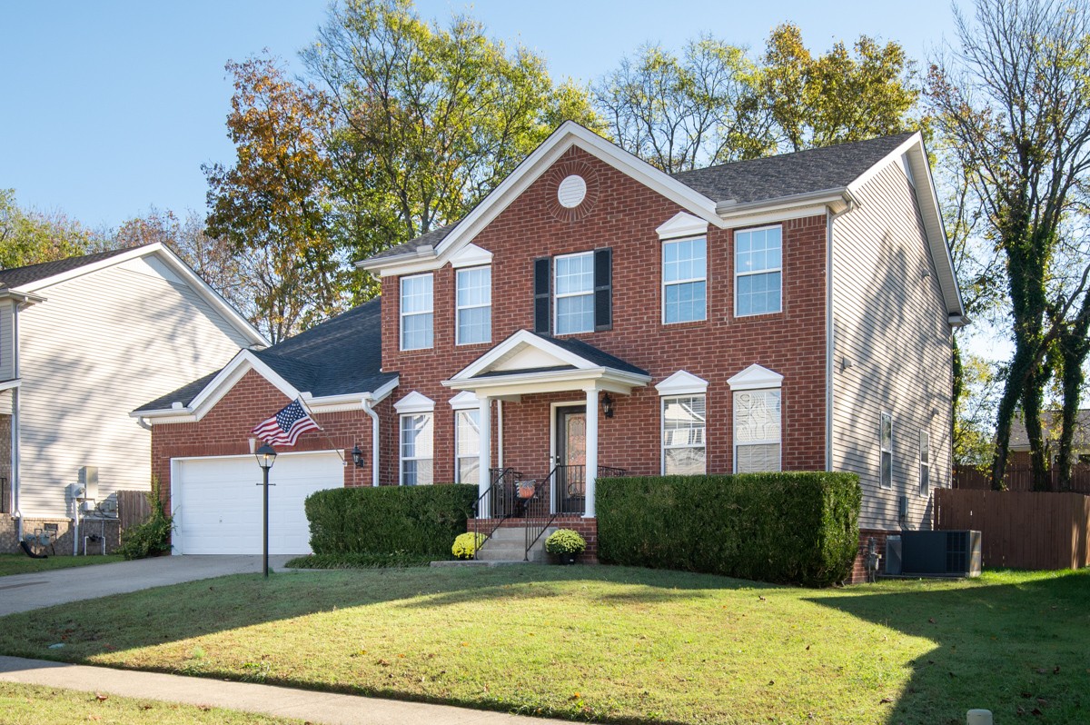 172 Vintage Cir Property Photo 1