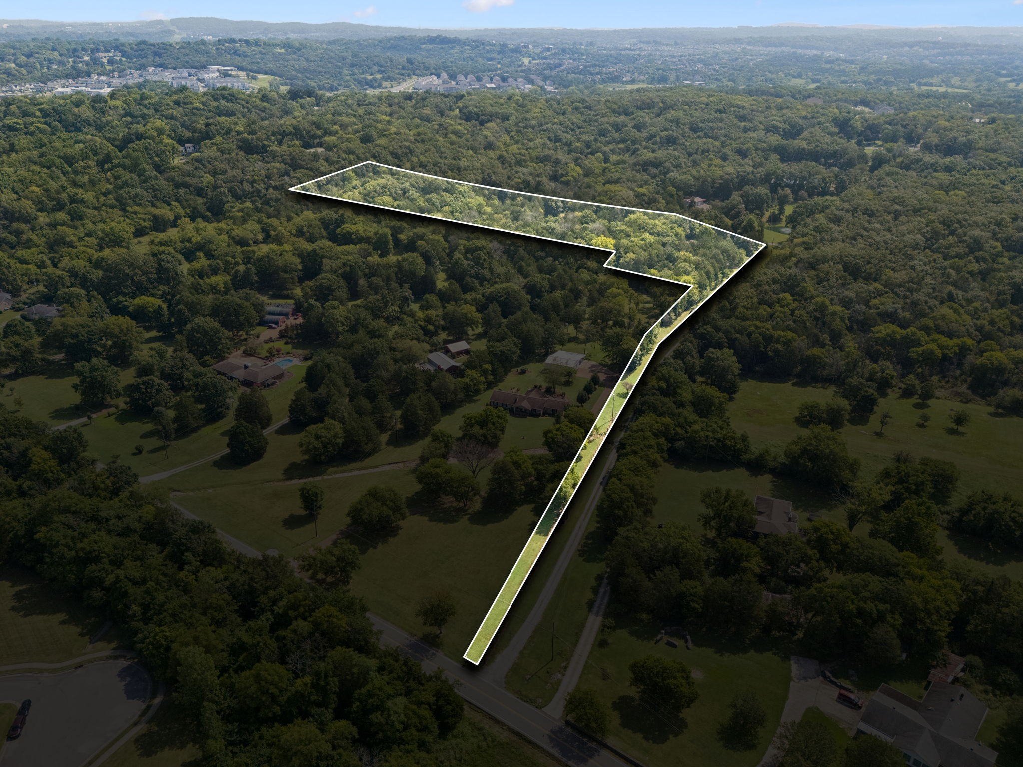 1030 Waller Rd Property Photo 5