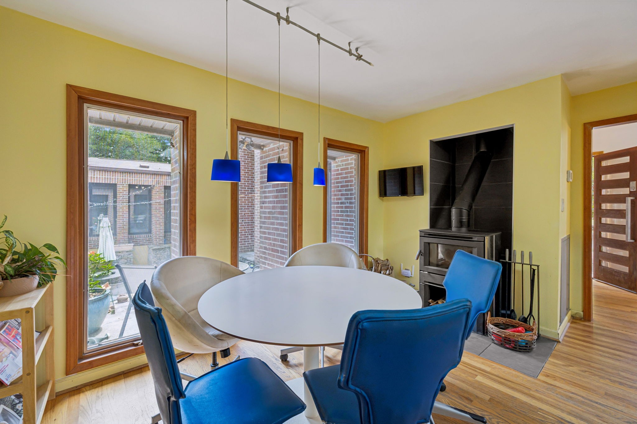 1030 Waller Rd Property Photo 35