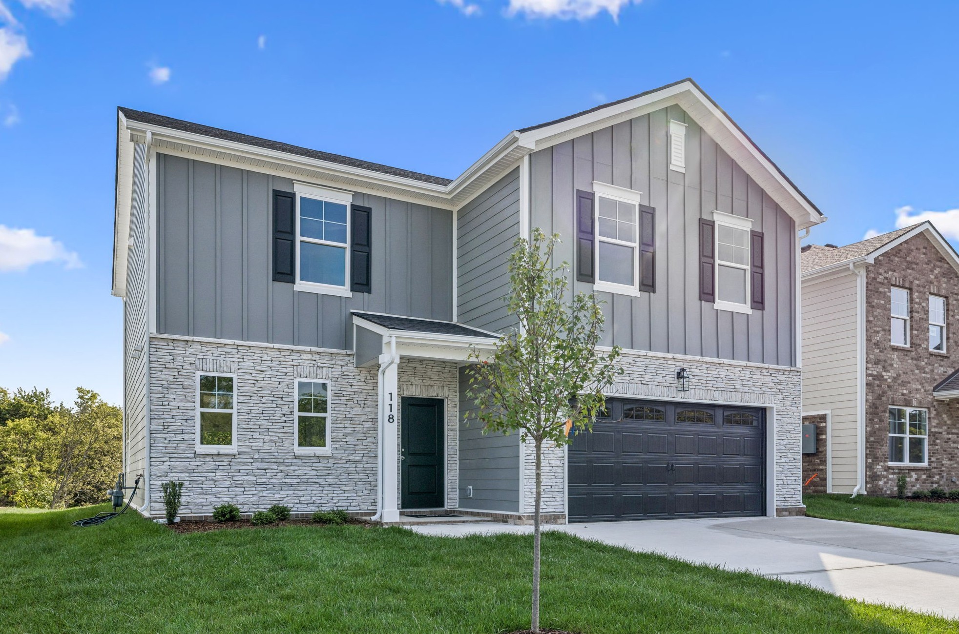 118 Dahlia Dr Property Photo 1