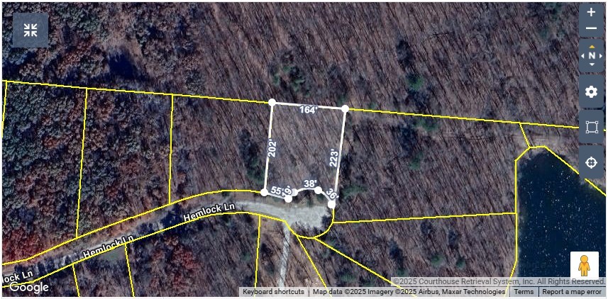 44 Hemlock Ln Property Photo 7