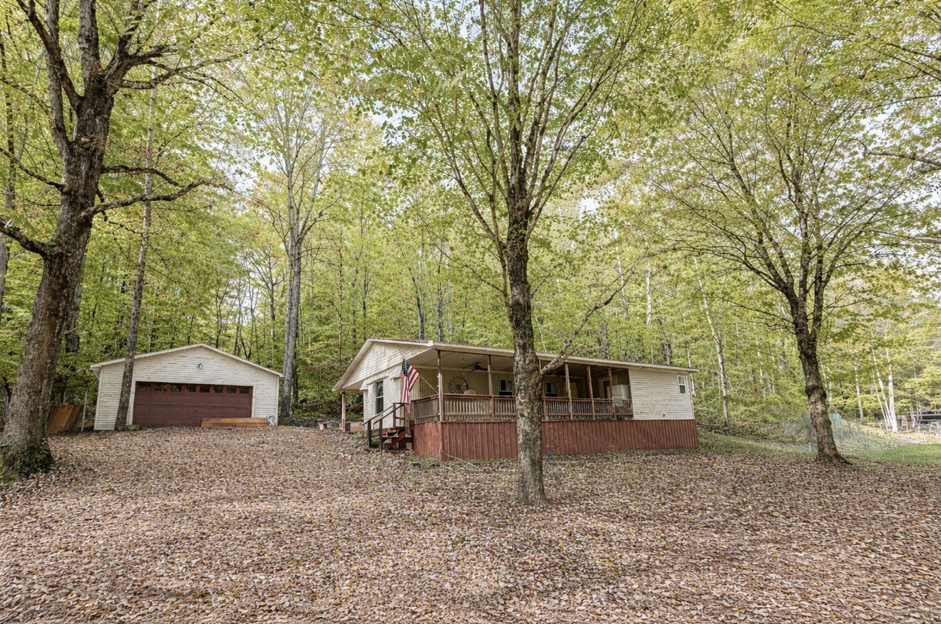135 Haylee Rd Property Photo 1