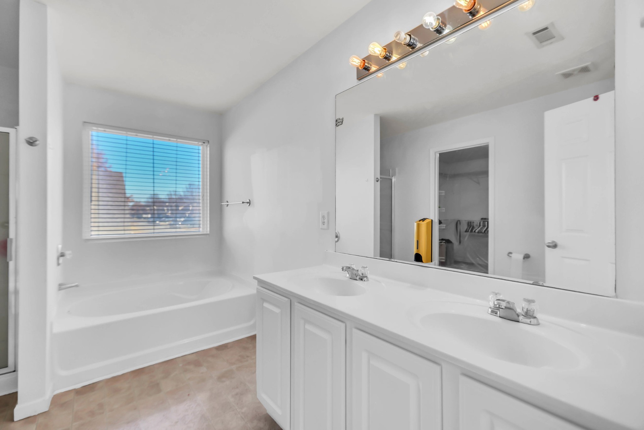 3404 Whitebud Ln Property Photo 40