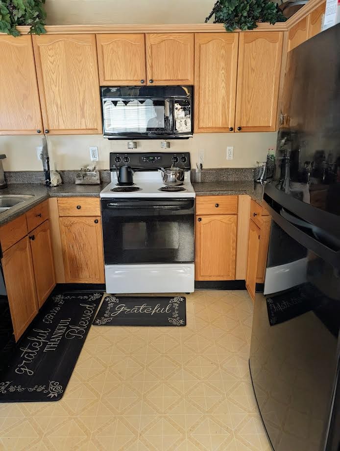 3985 Sunset Lake Cv Property Photo 5