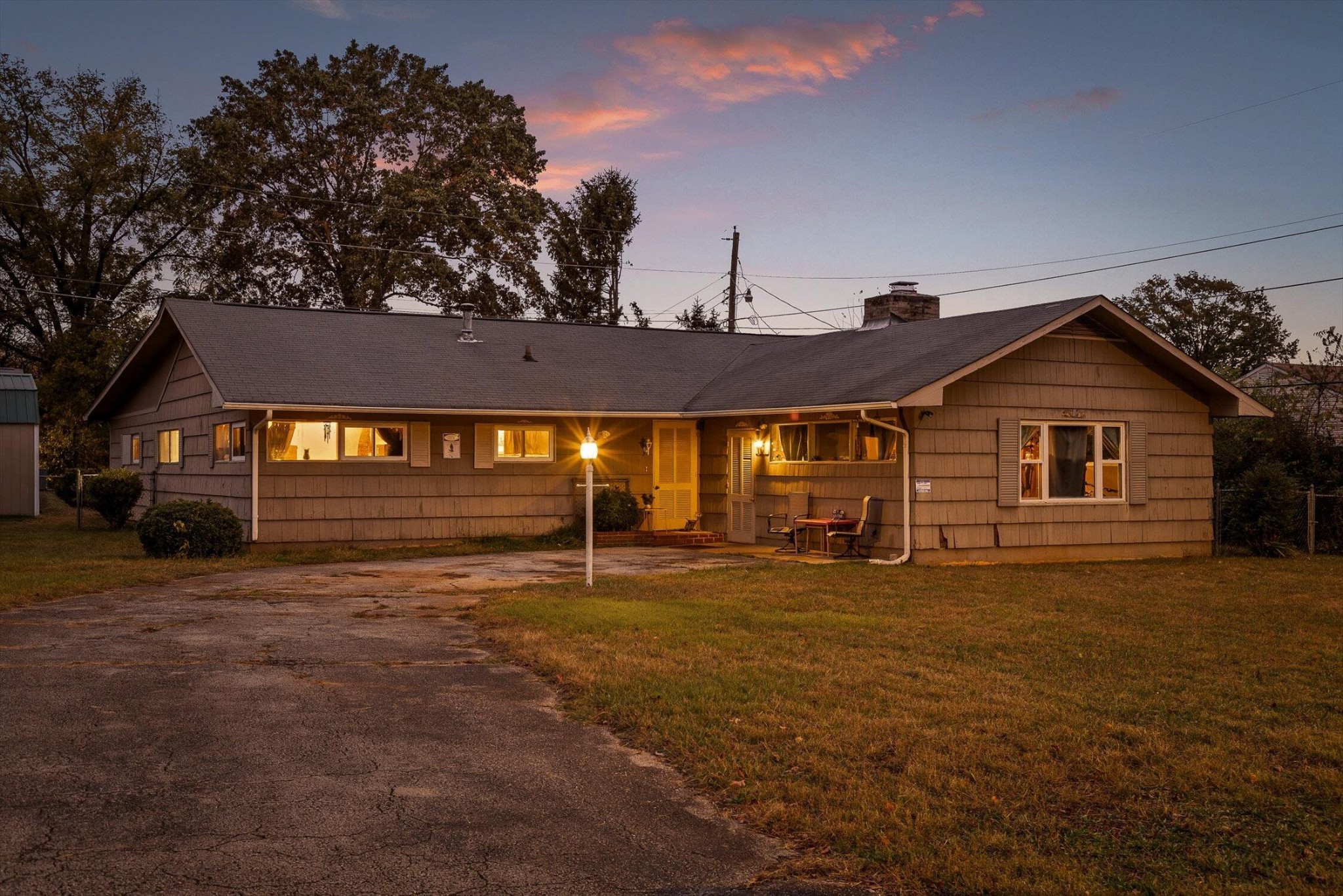 4433 Live Oak Lane Property Photo 1