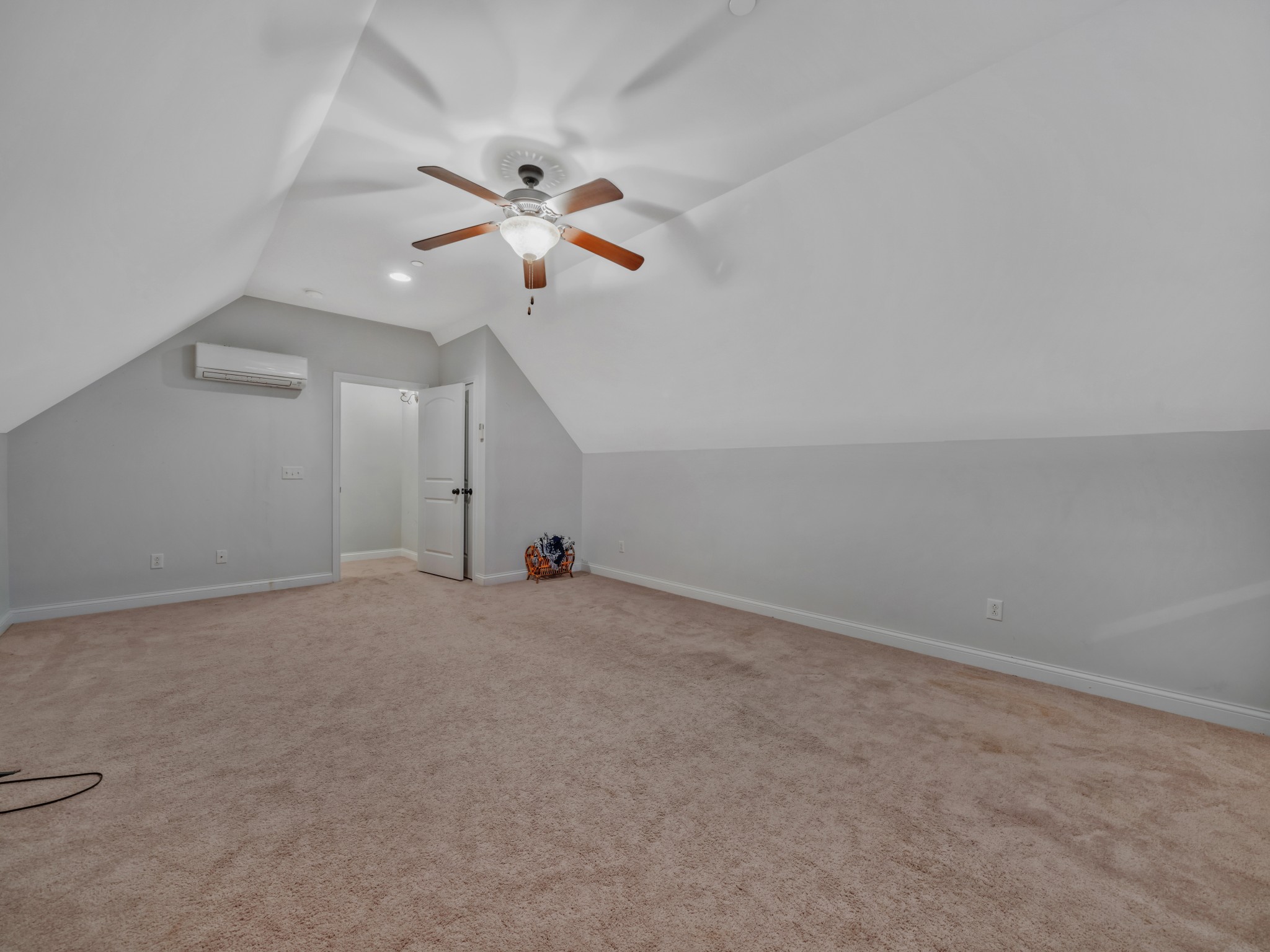 1440 Leaf Ln Property Photo 12