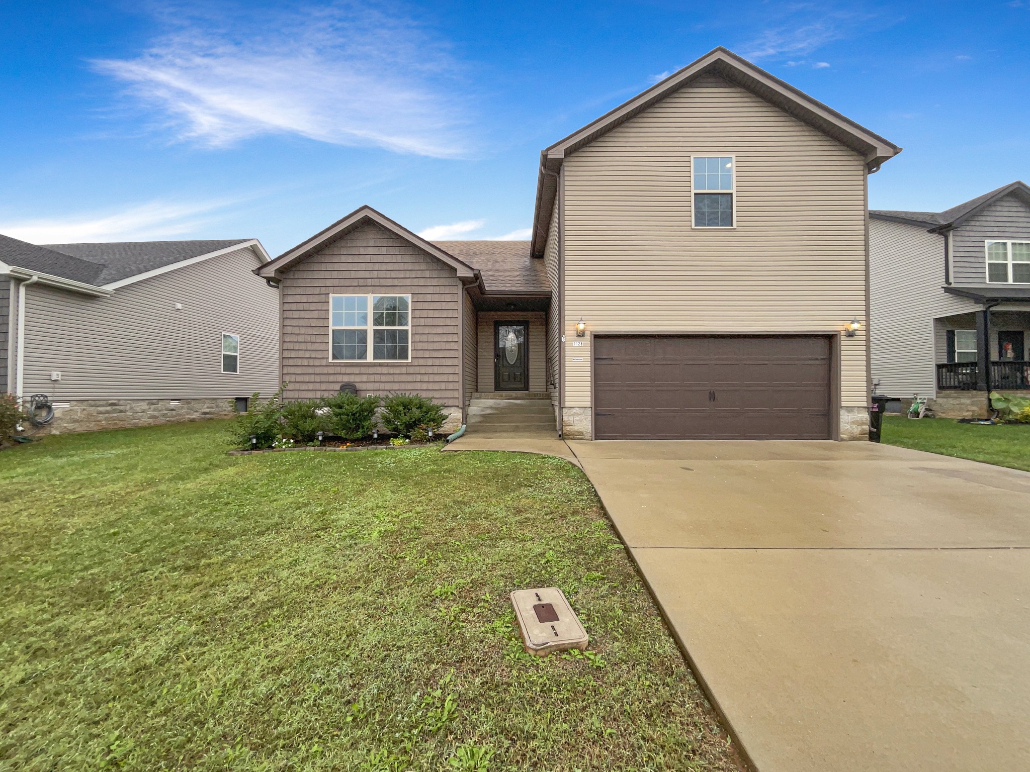 1128 Eagles View Dr Property Photo 1