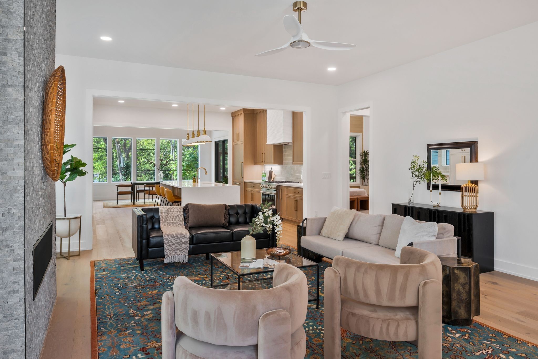 6306 Highway 100 Property Photo 1