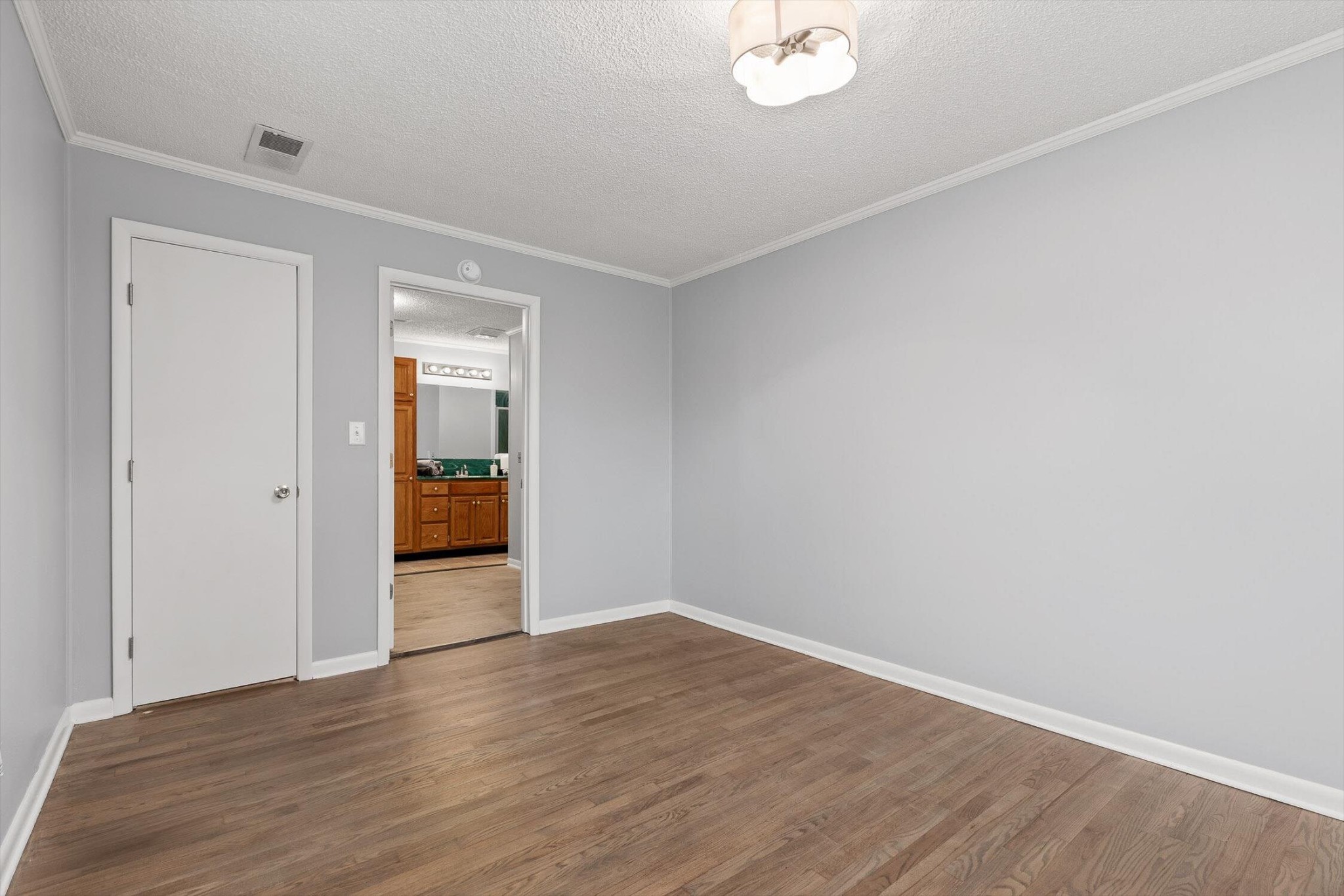 599 Steele Road Property Photo 14
