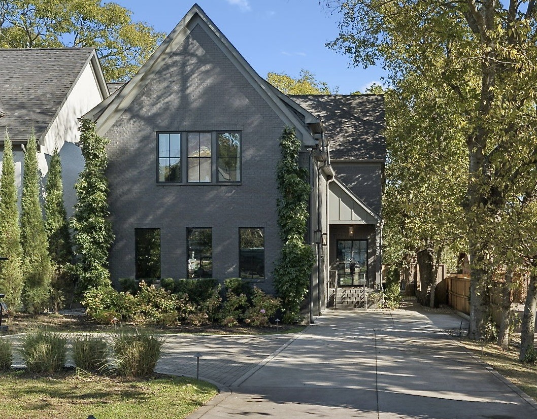 3426 Stokesmont Rd Property Photo 1