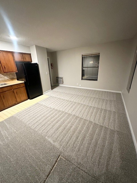 101 E Gray St Property Photo 1