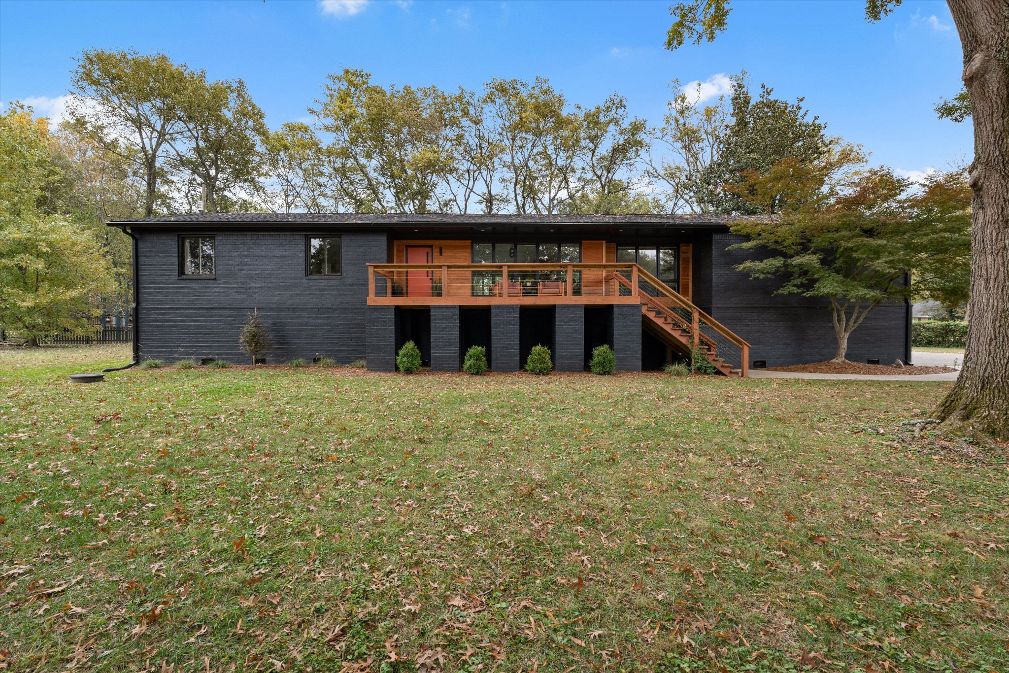 1900 Rosewood Valley Dr Property Photo 1