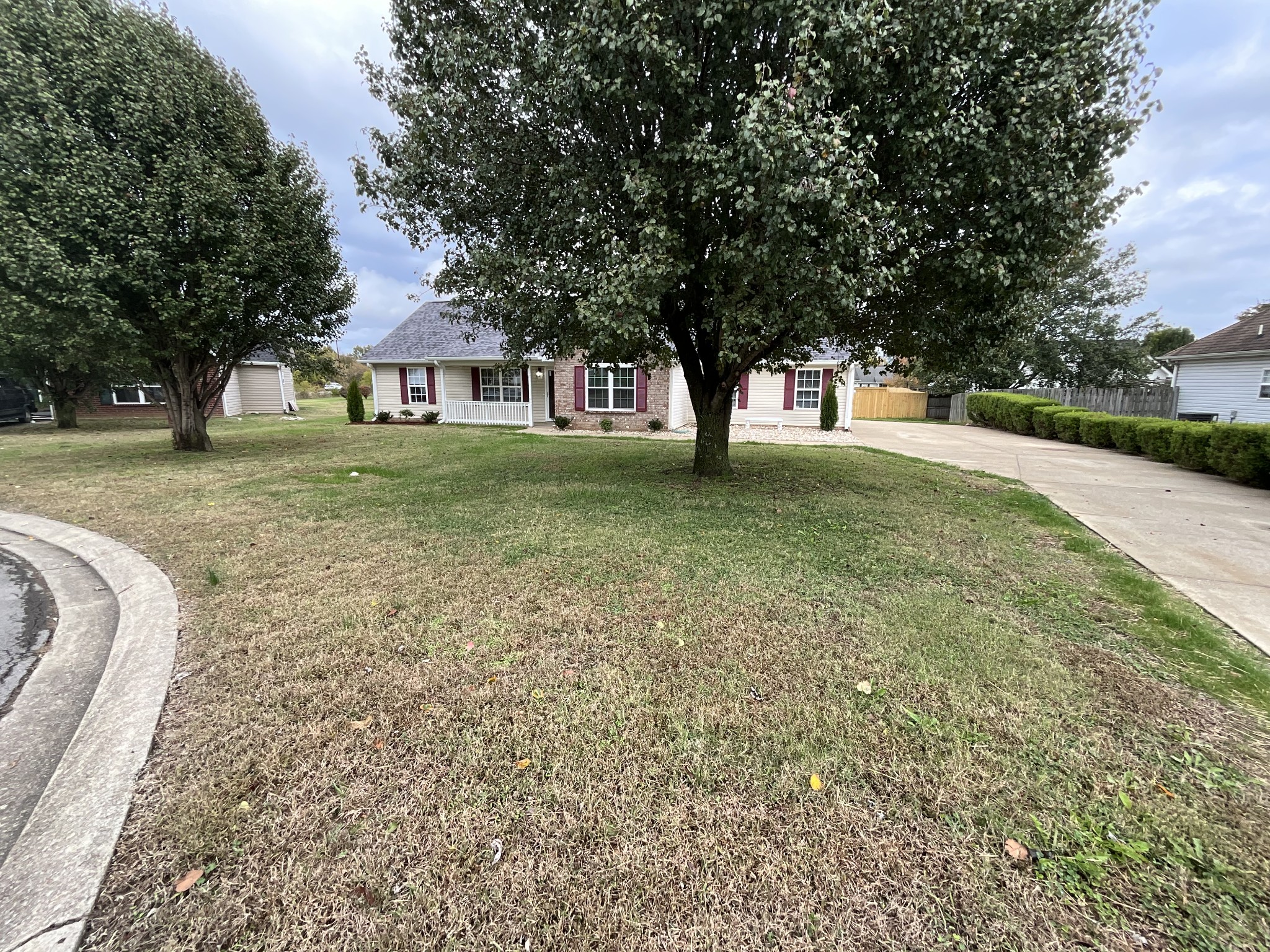 2712 Pickards Pt Property Photo 2