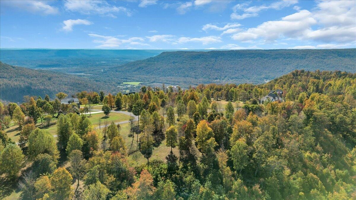 725 Sunset Circle Property Photo 14