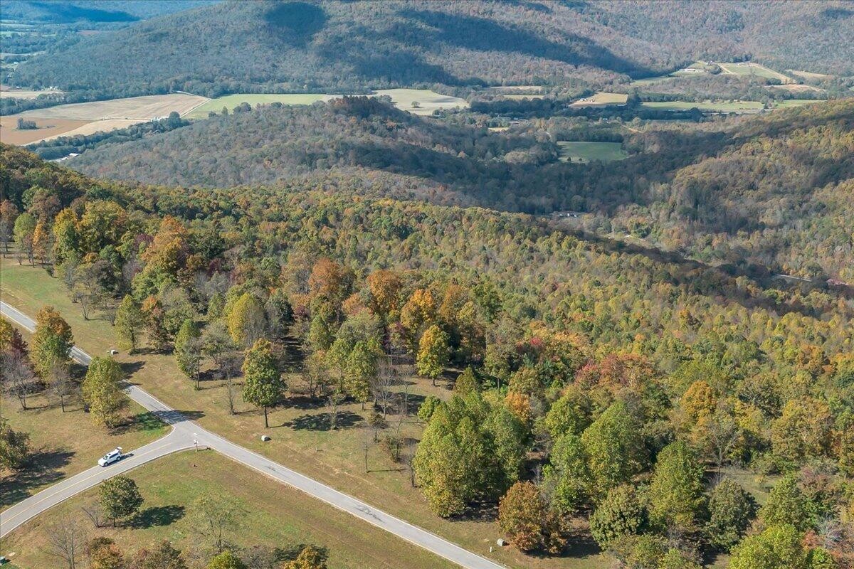 725 Sunset Circle Property Photo 16