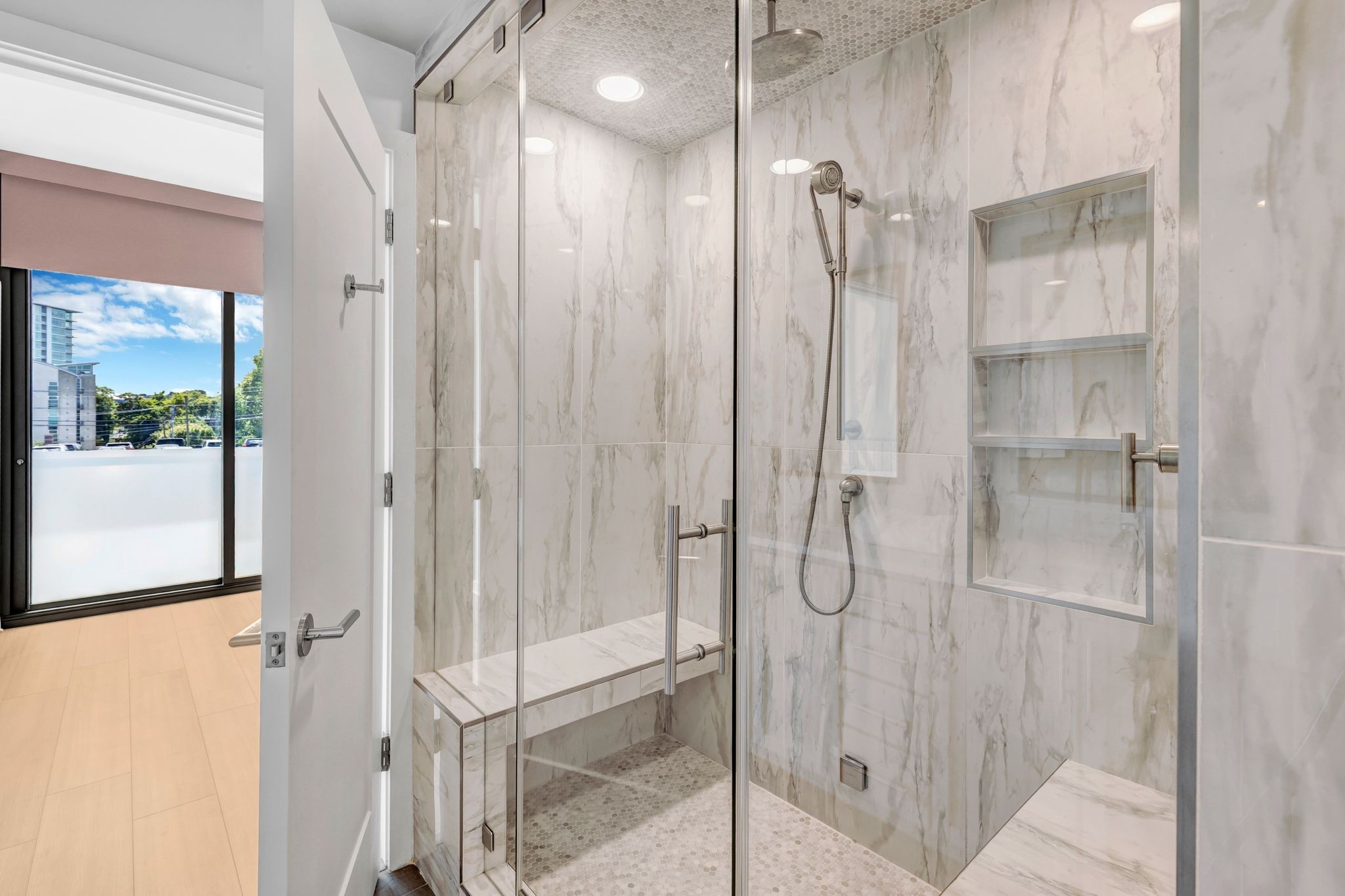 1212 Laurel St Property Photo 1