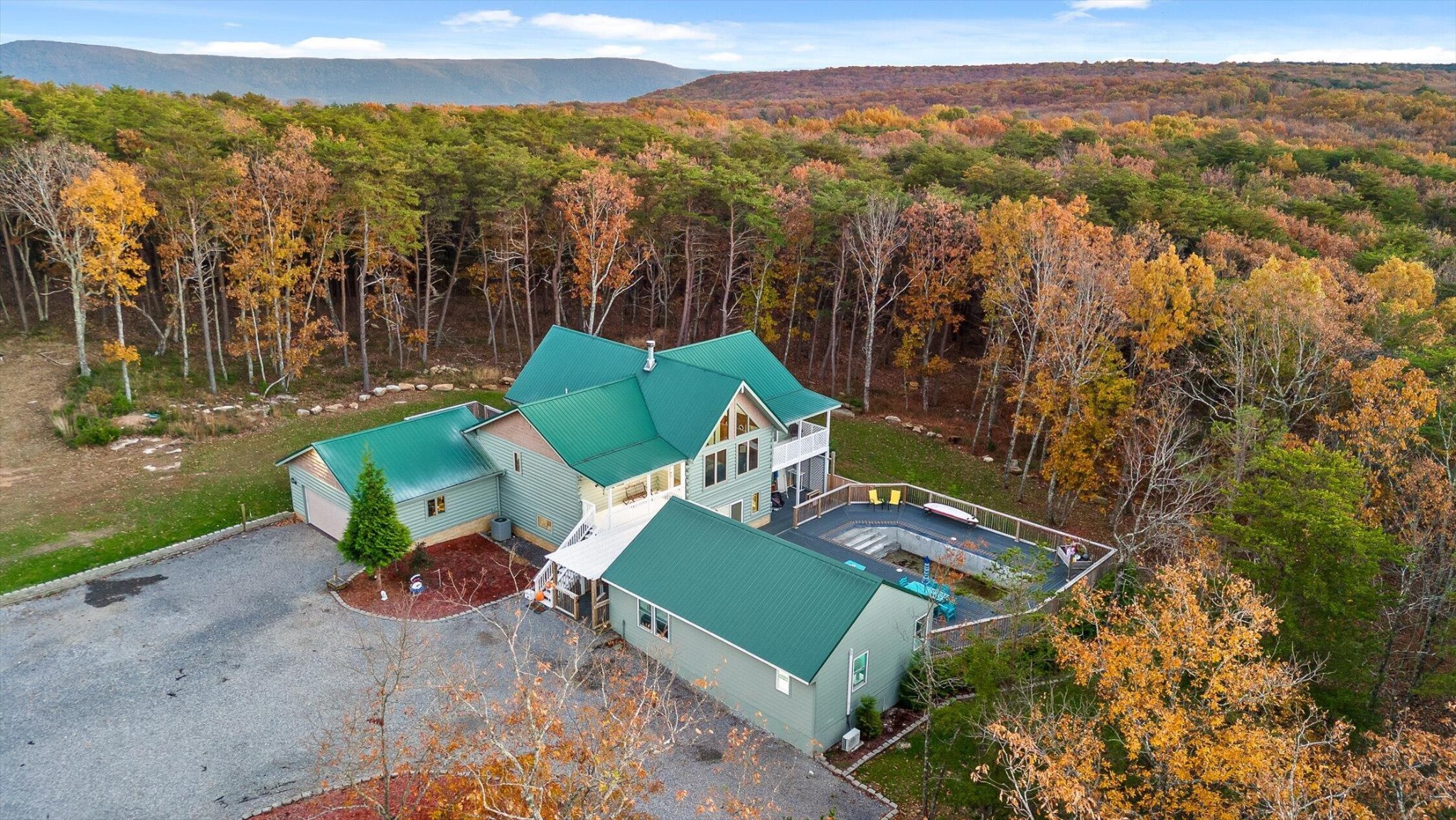 504 Wolf Run Property Photo 2