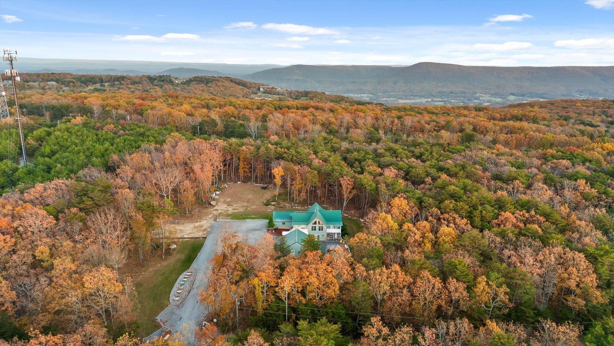 504 Wolf Run Property Photo 3