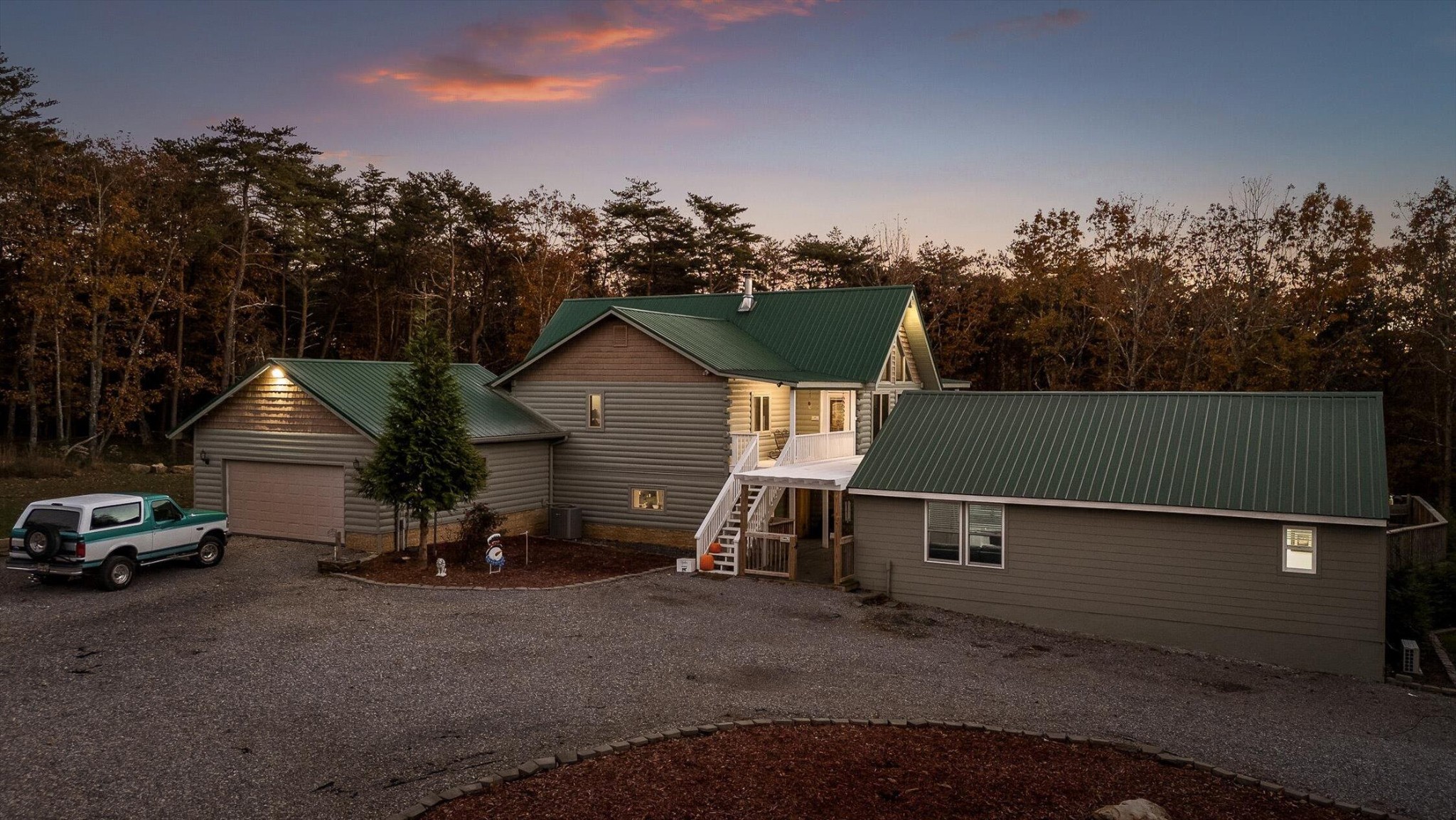 504 Wolf Run Property Photo 5