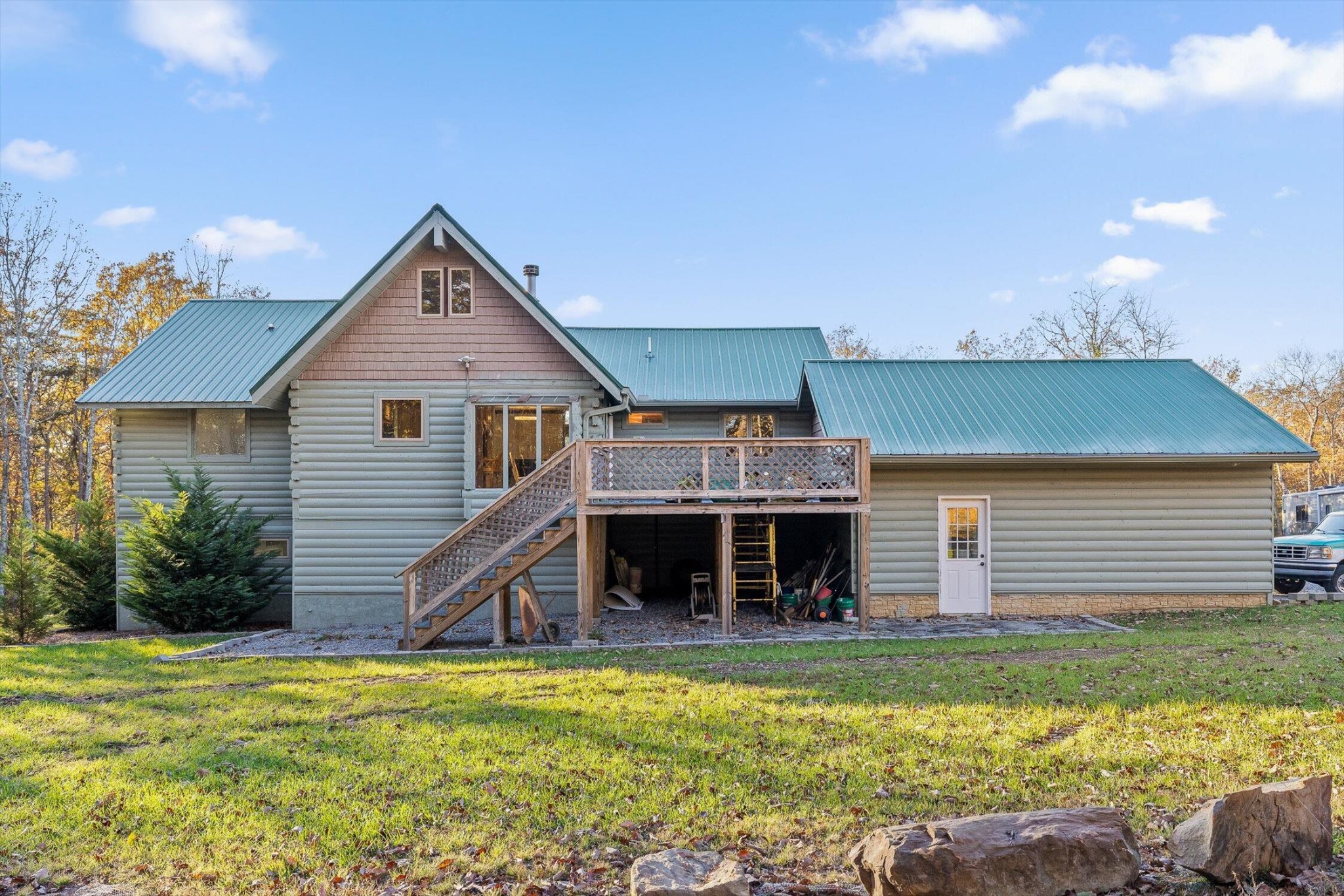 504 Wolf Run Property Photo 12