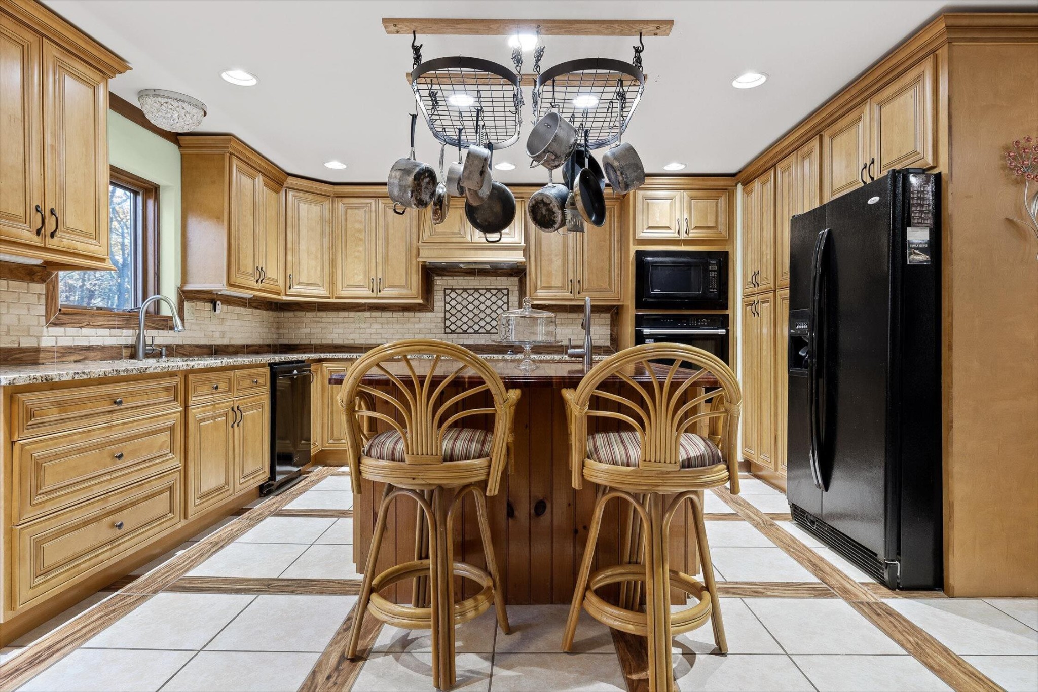 504 Wolf Run Property Photo 36