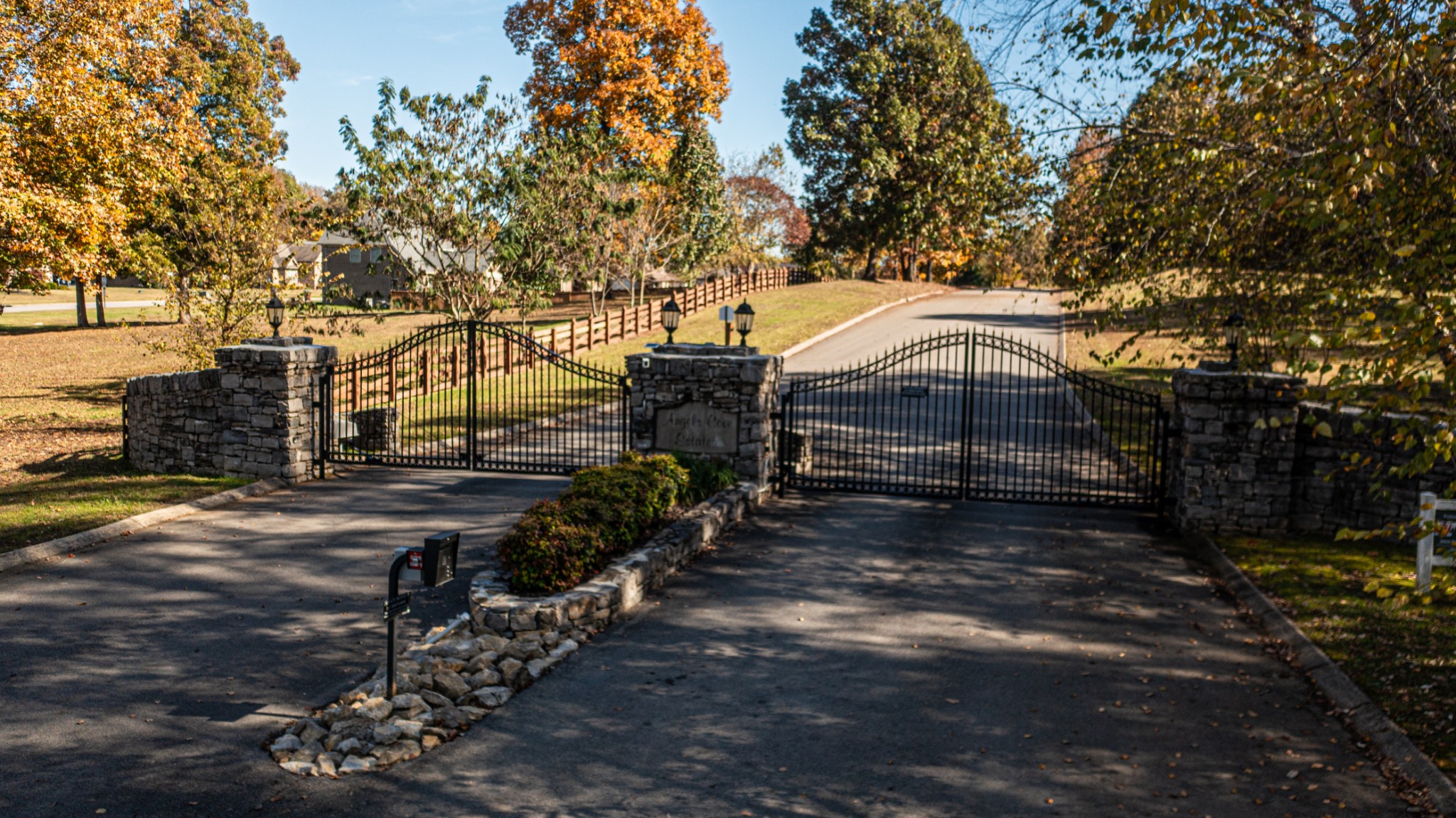 151 Angels Cove Ln