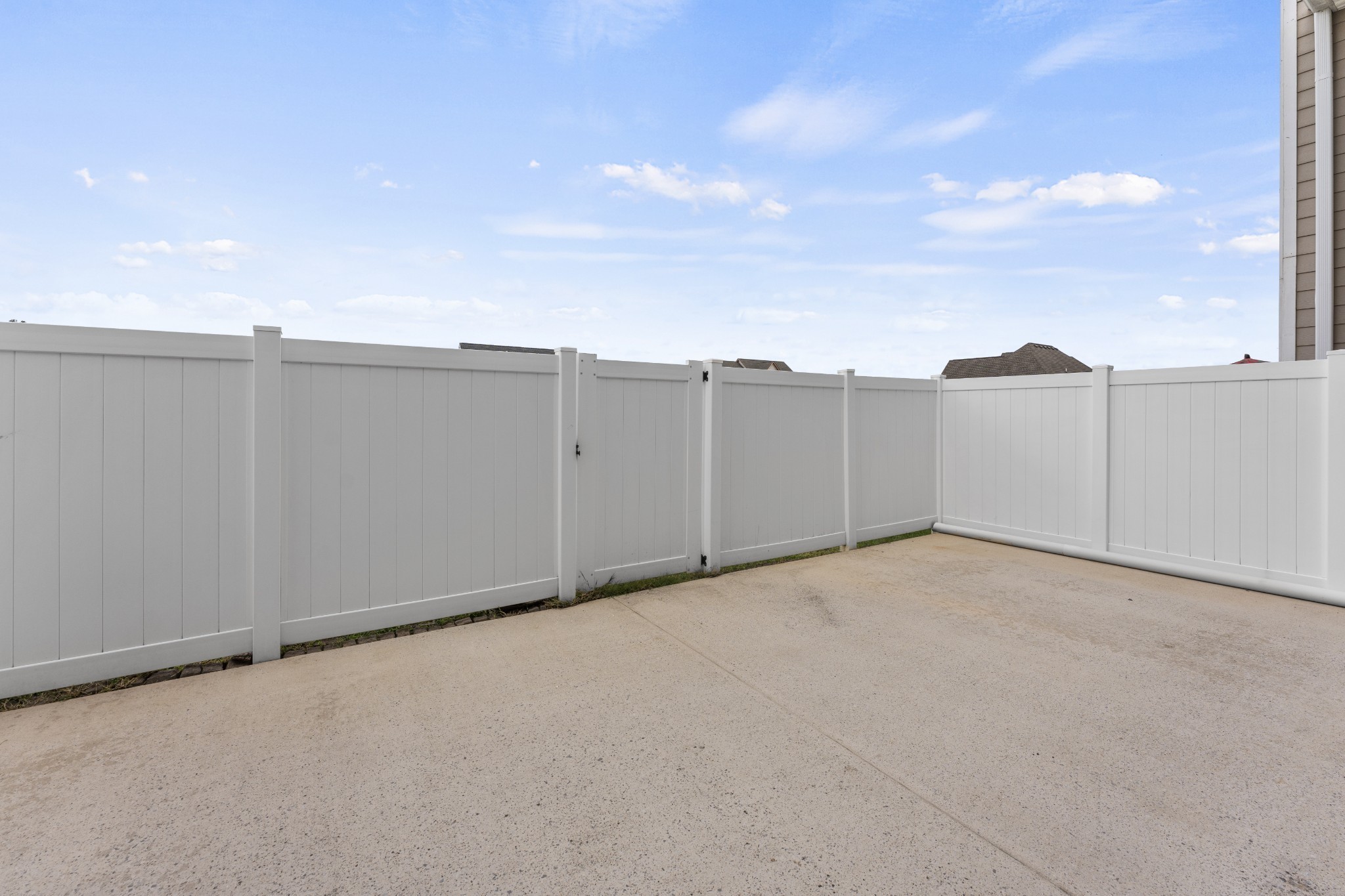 17 Anderton Dr Property Photo 8