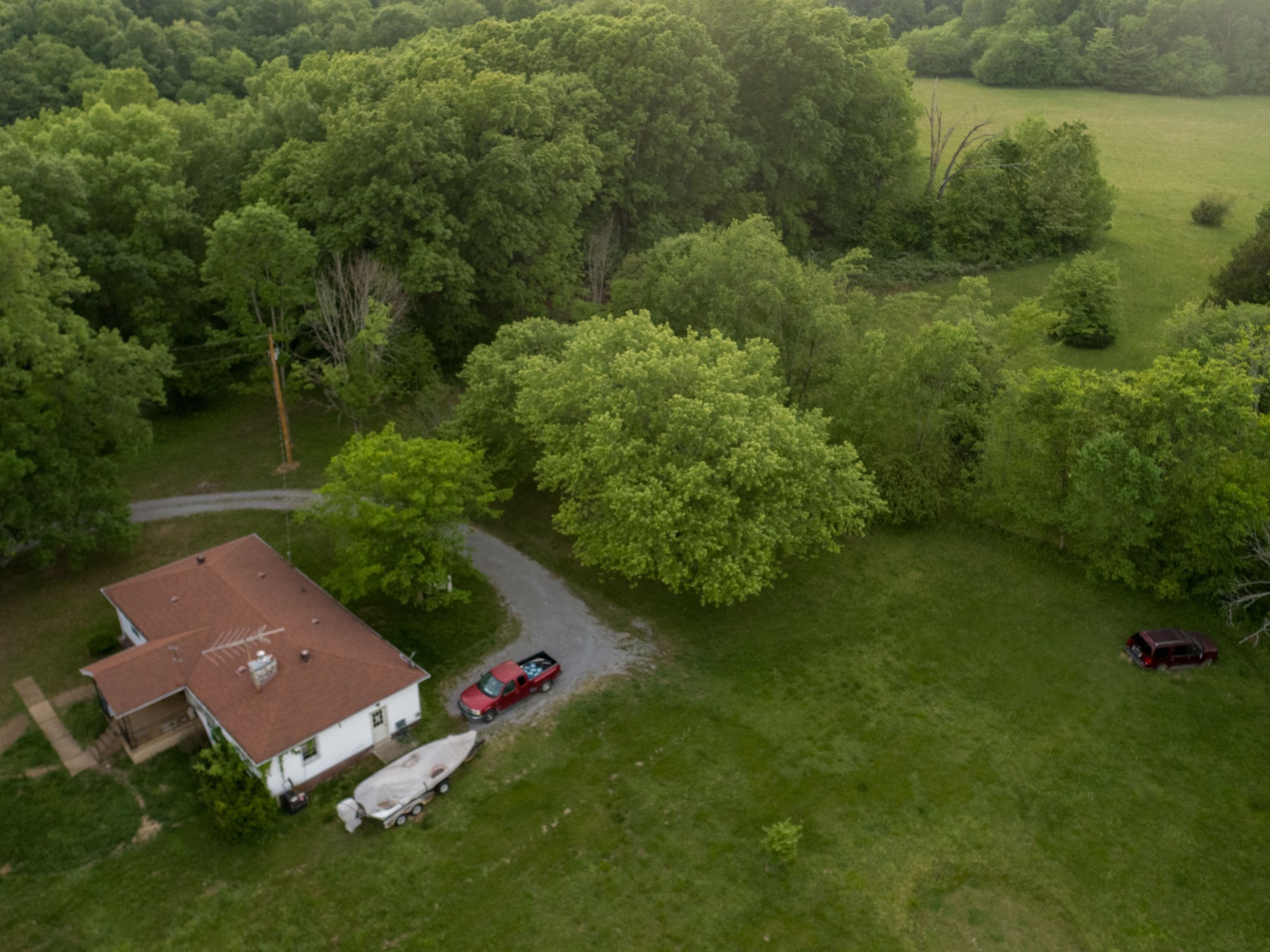 775 Railroad Rd Property Photo 1