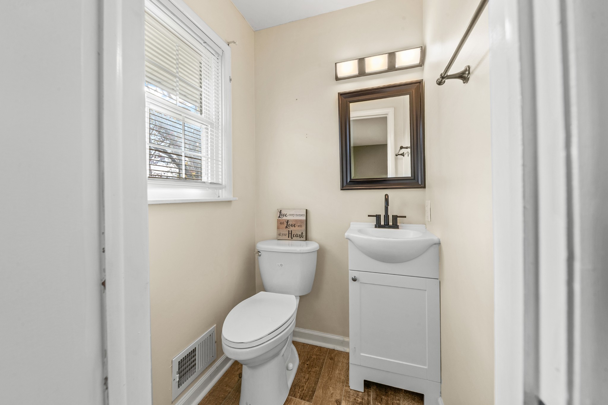 502 9th St Property Photo 49