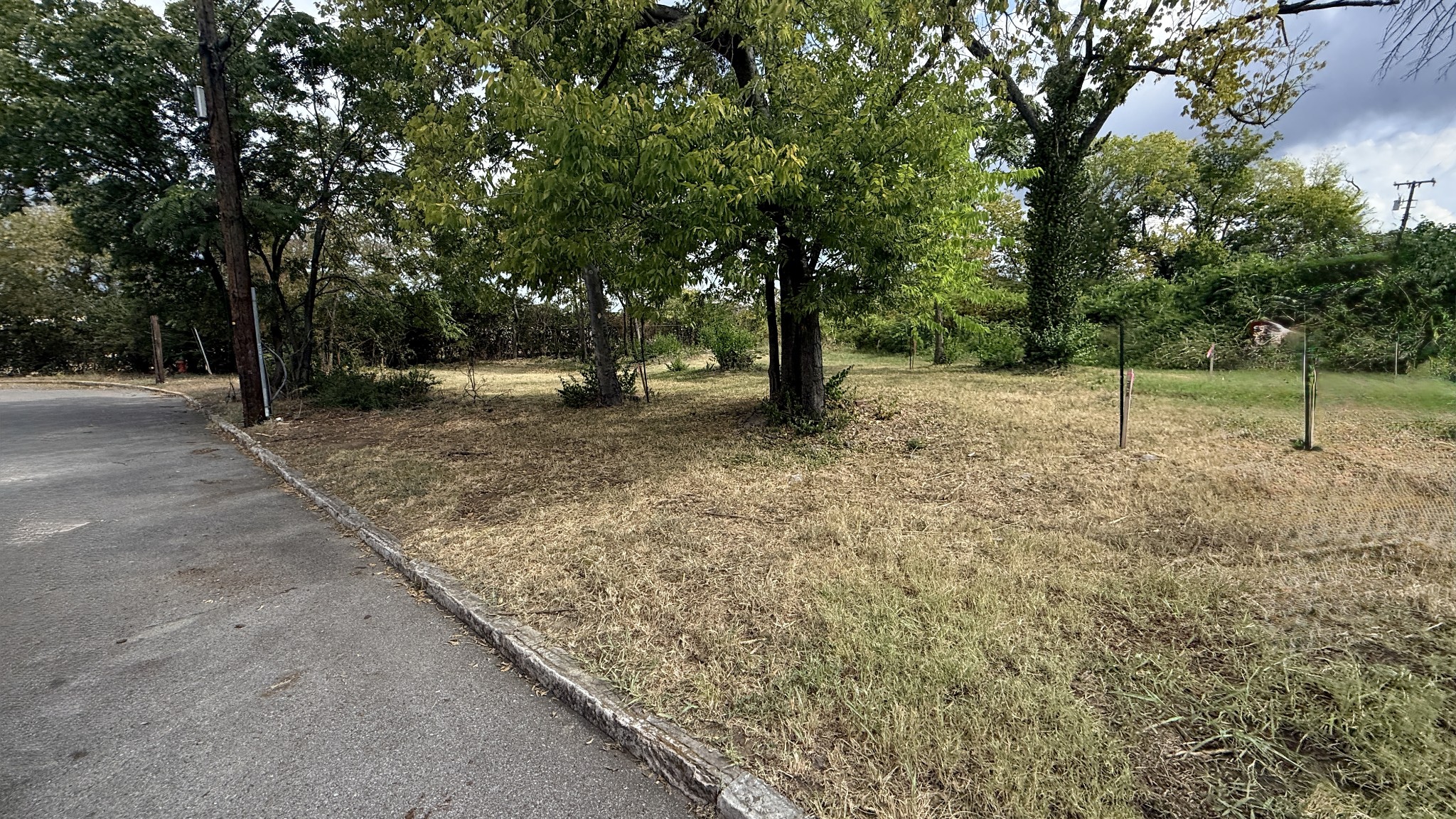 1219 Scovel St Property Photo 1