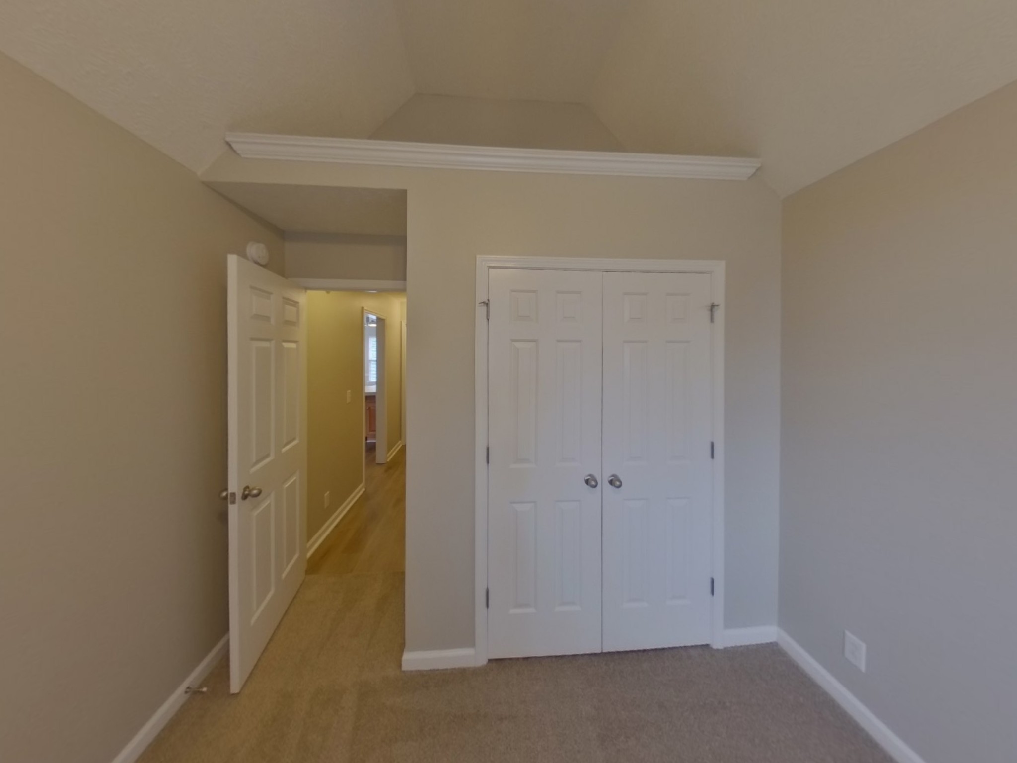 1429 Factors Walk Property Photo 12
