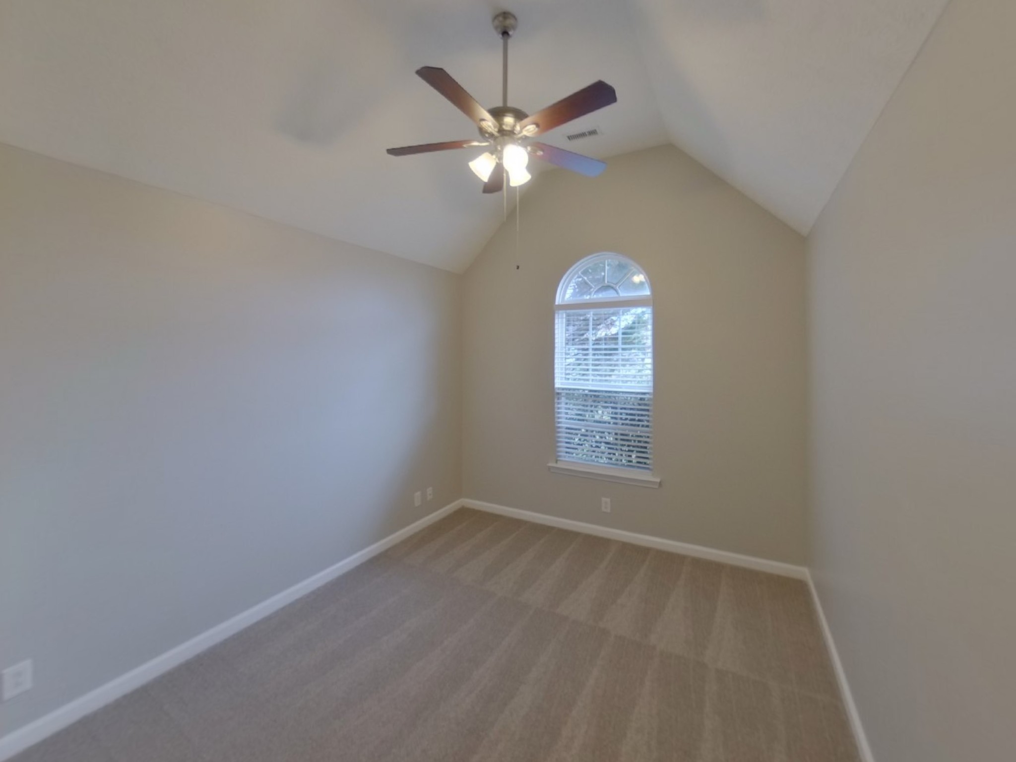 1429 Factors Walk Property Photo 13