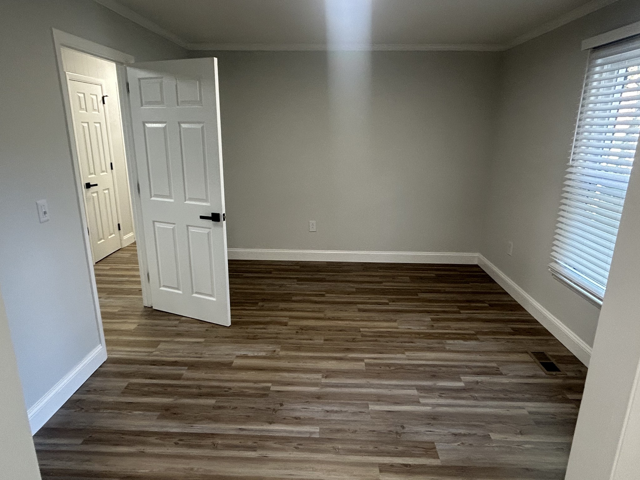 2 Mckendree Ct Property Photo 4