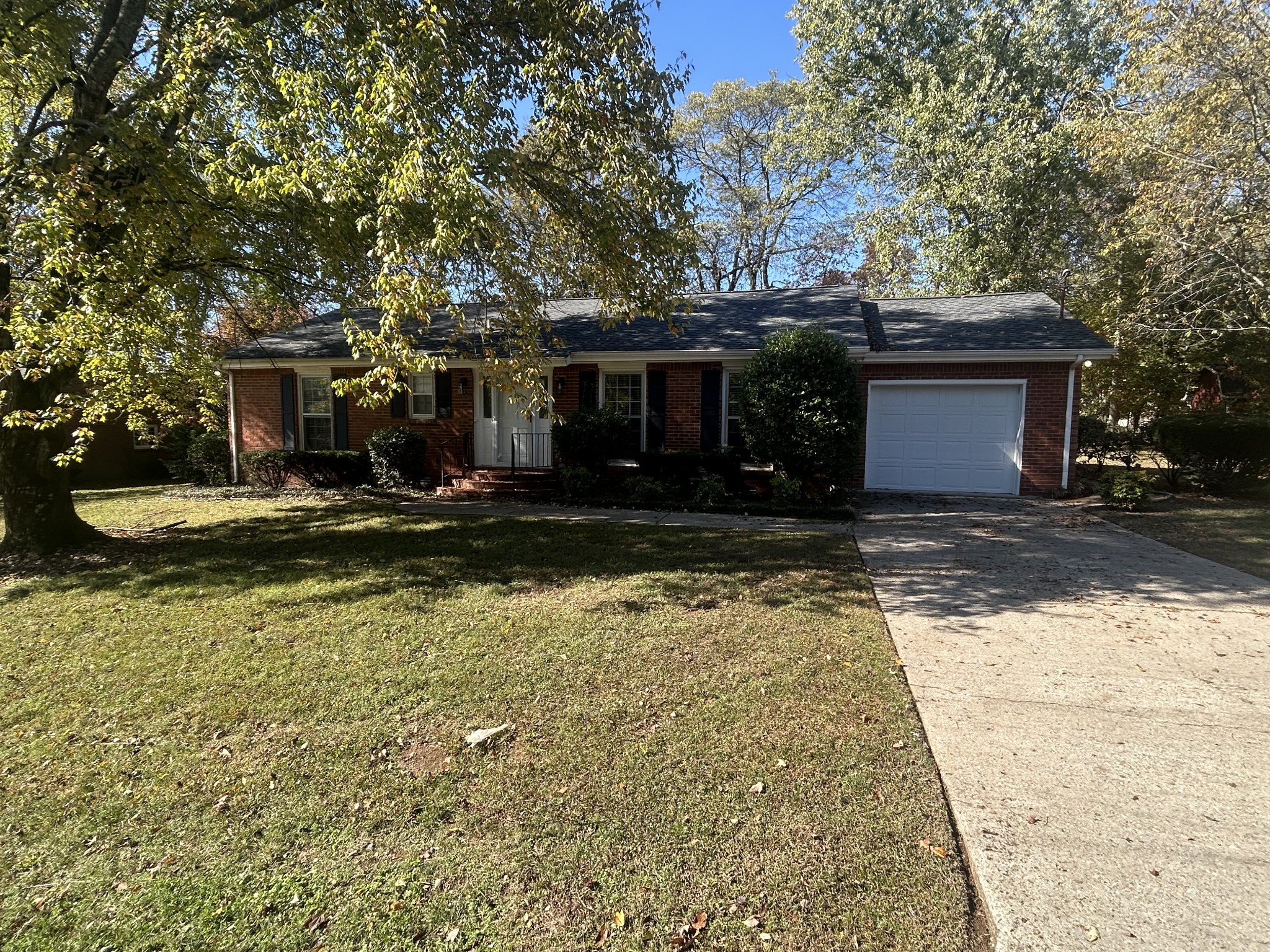 15 Wesley Dr Property Photo 1