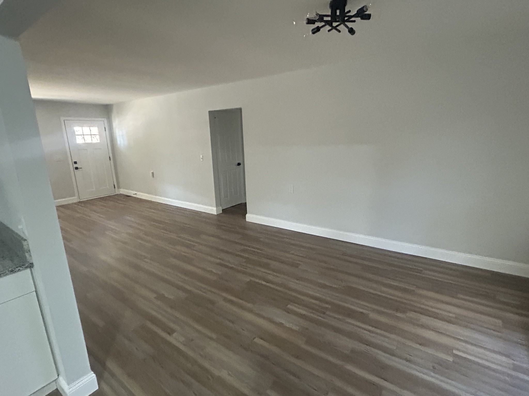15 Wesley Dr Property Photo 3