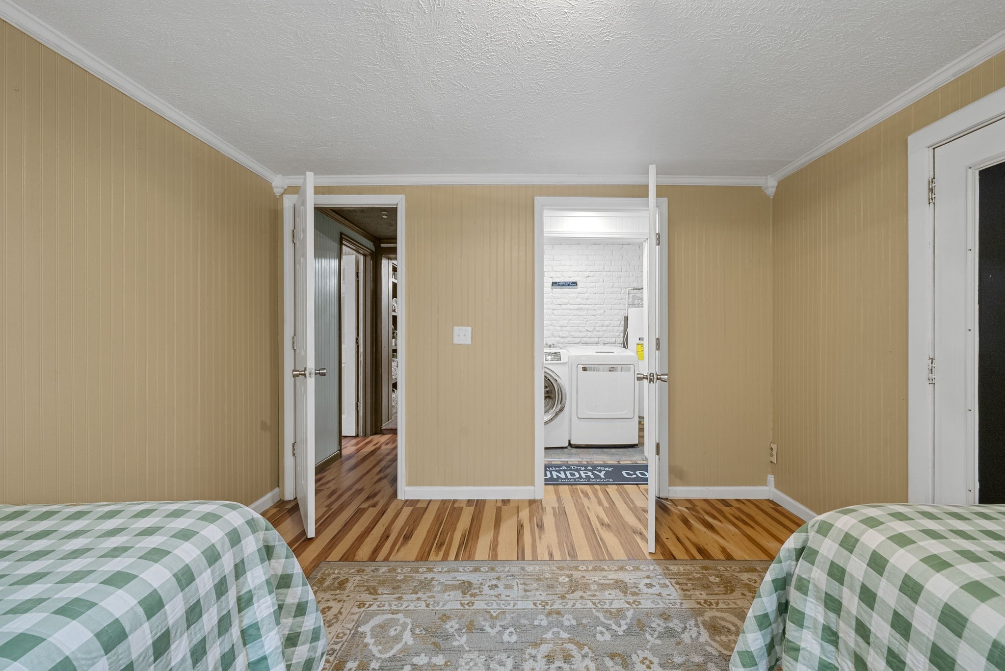 2126 Foster Rd Property Photo 29