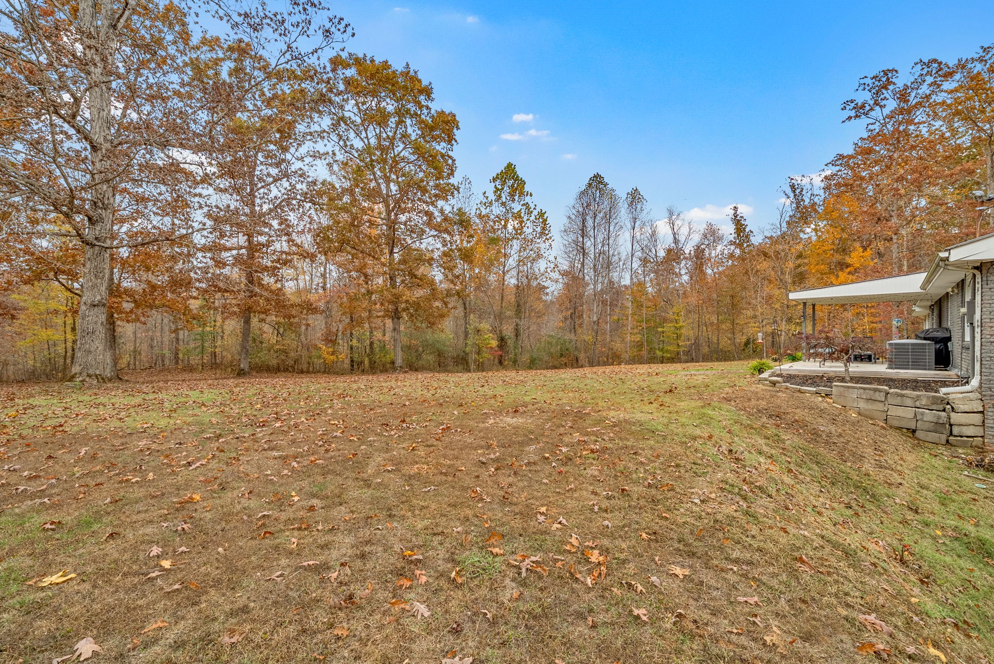 2126 Foster Rd Property Photo 33