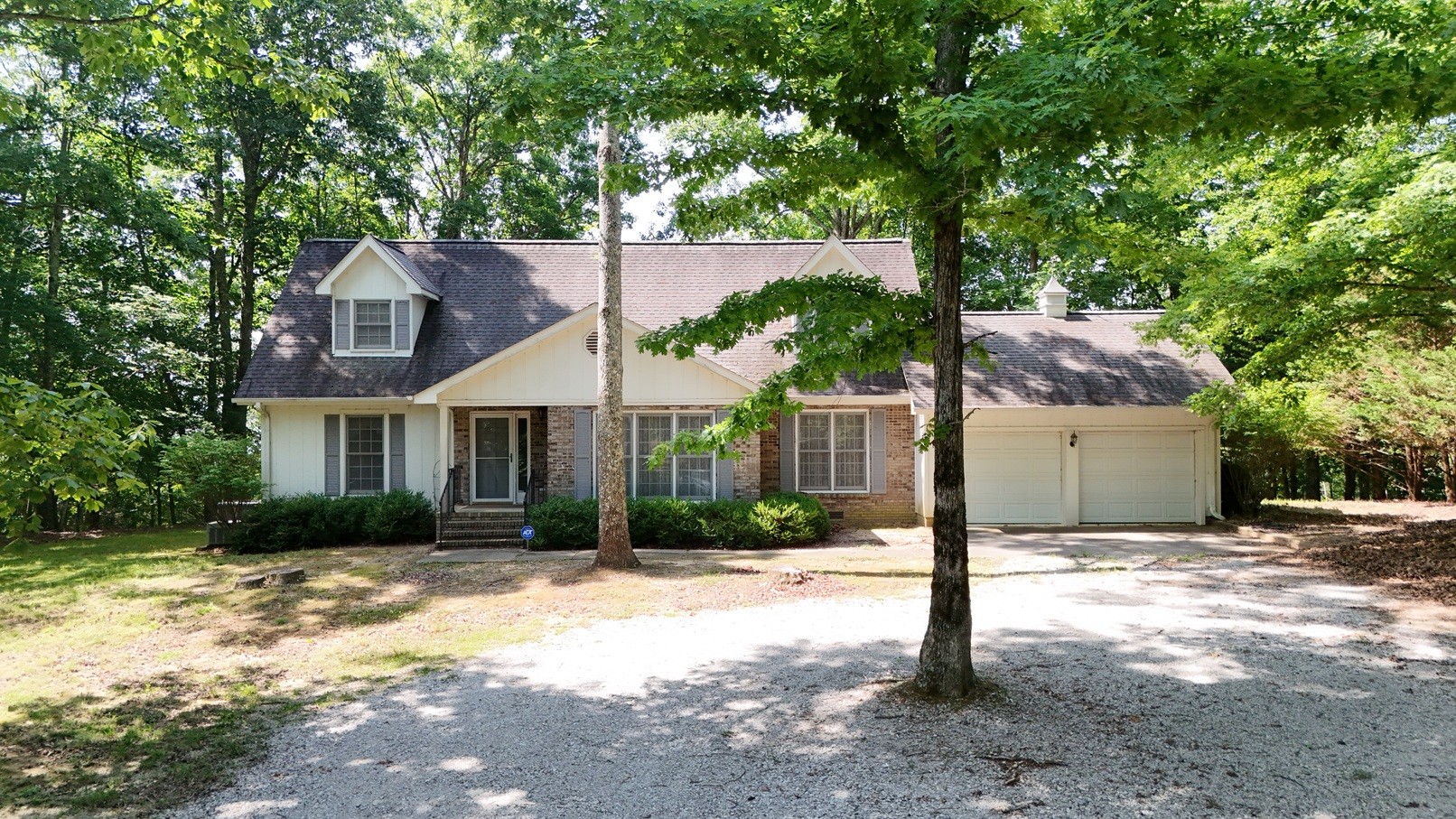 1454 Stage Coach Rd Property Photo 1