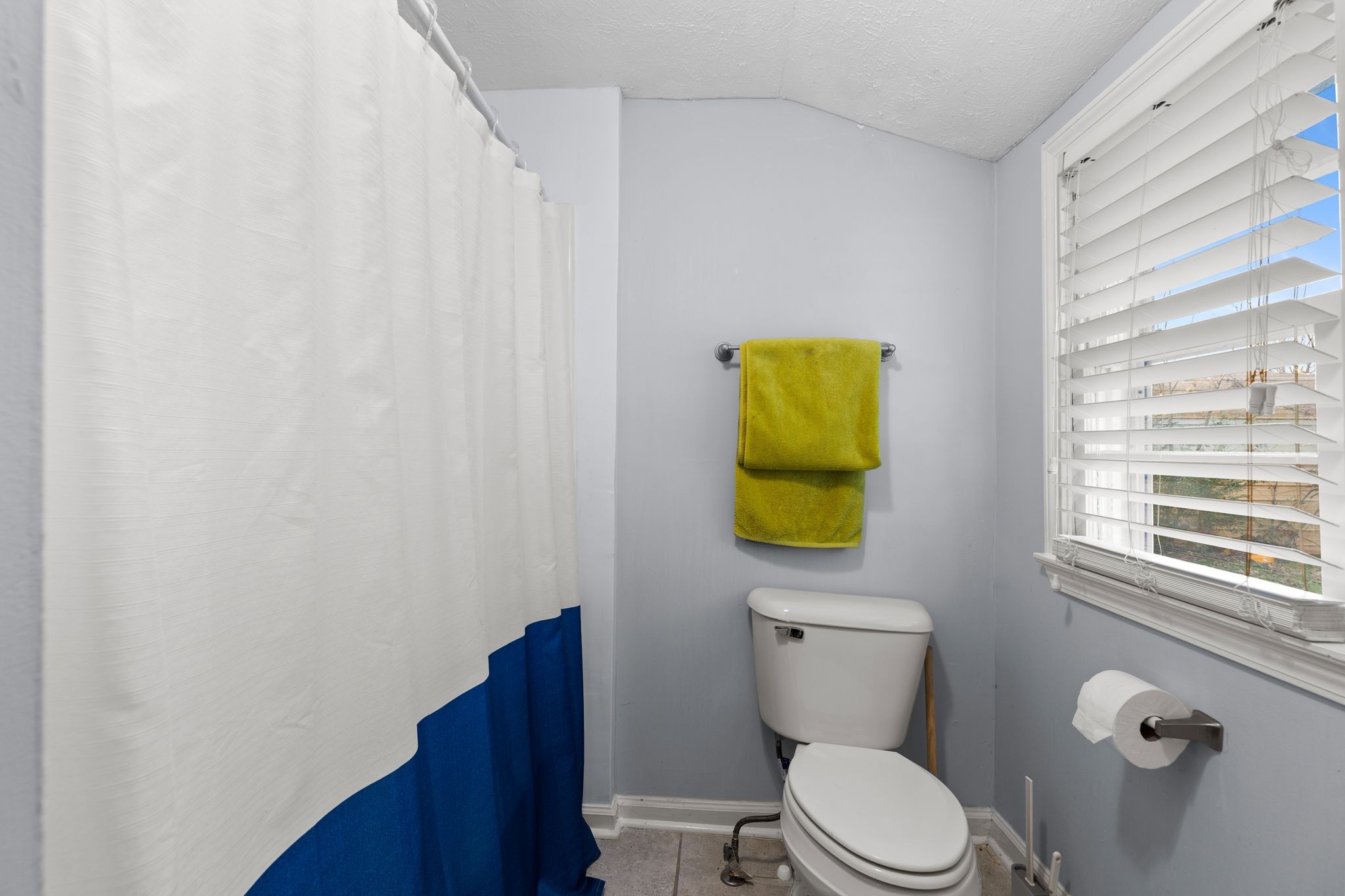 445 Jackson St Property Photo 8