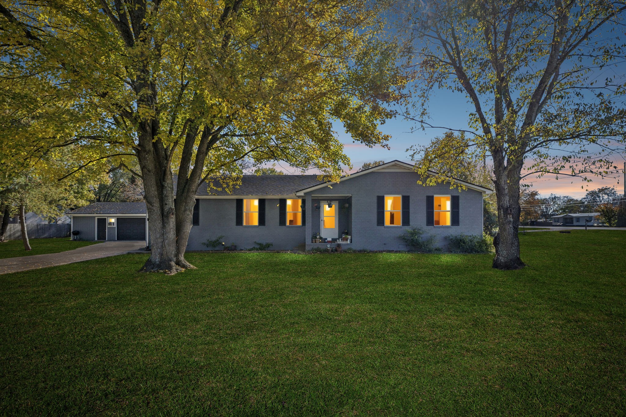 6002 Creekmont Dr Property Photo 5