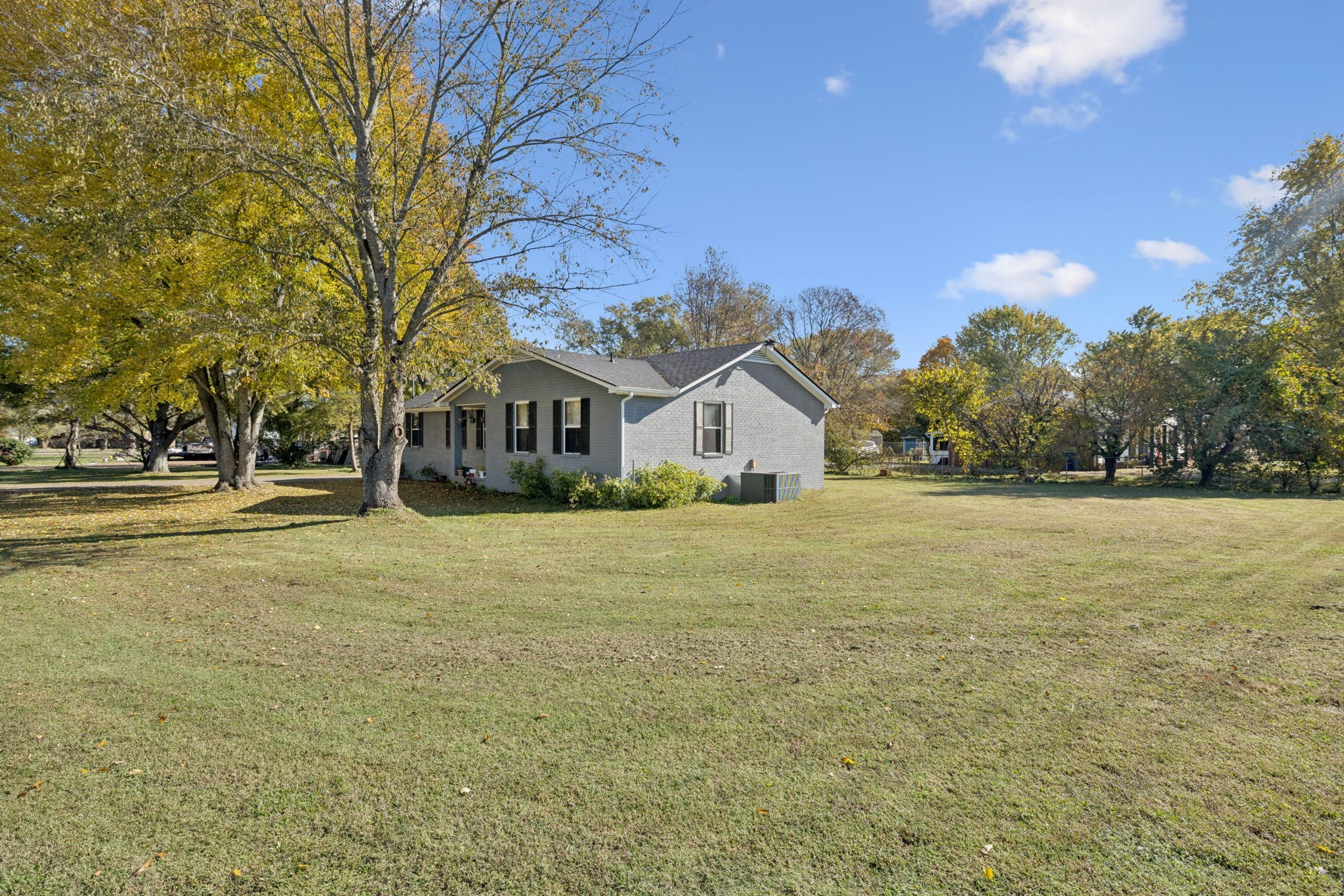 6002 Creekmont Dr Property Photo 6