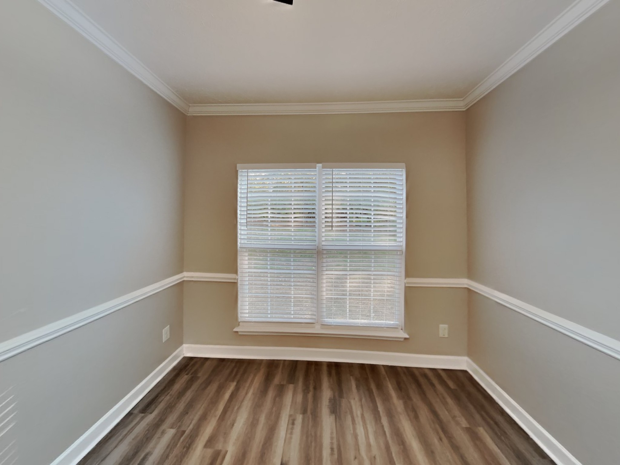 241 Sundown Dr Property Photo 4