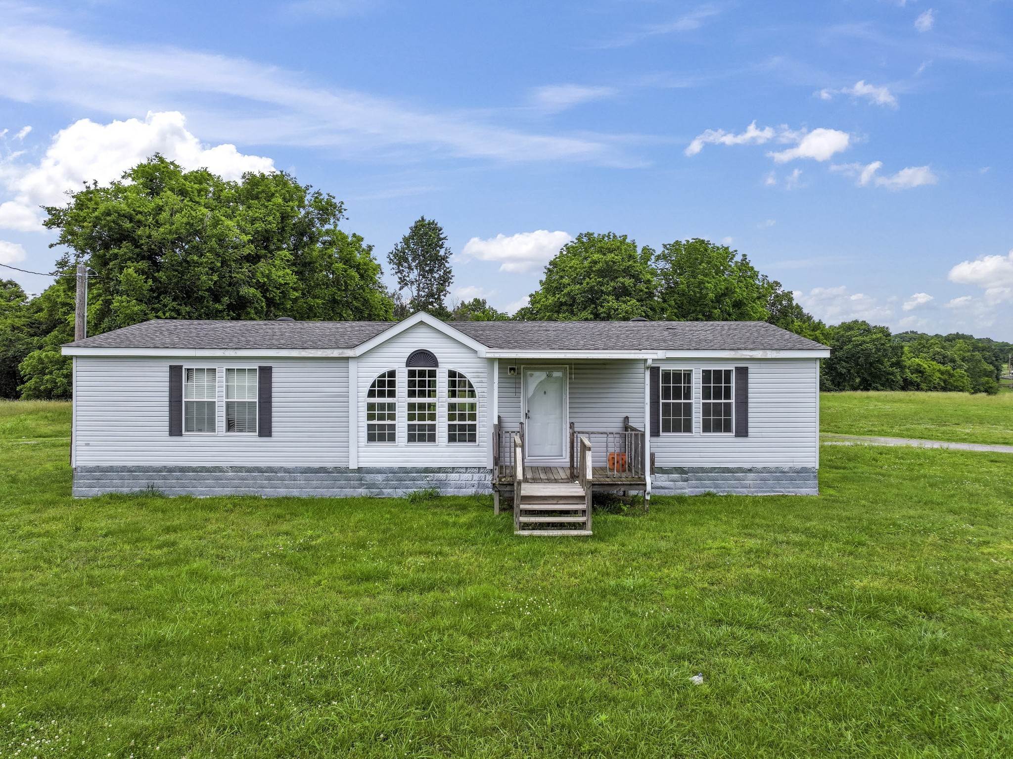 439 Philippi Road Property Photo 4