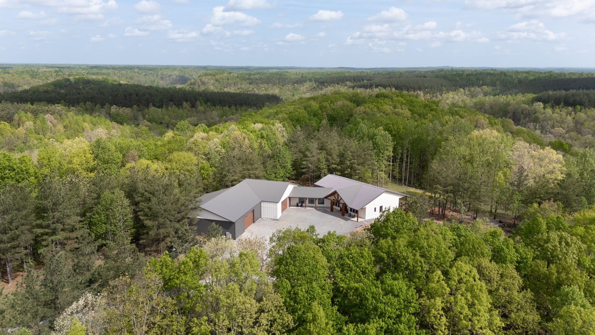 202 Ravenridge Rd Property Photo 1