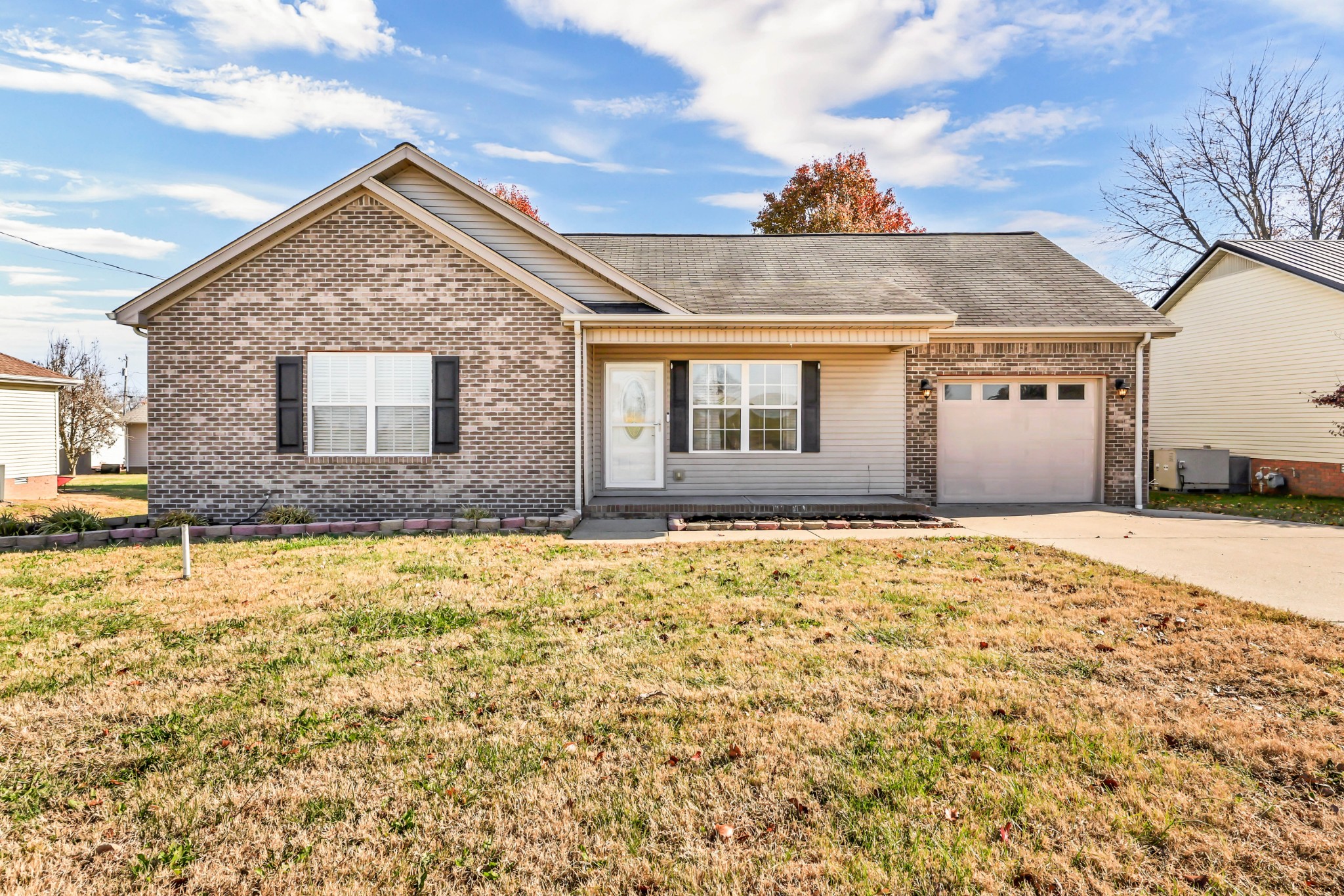 1076 Pyle Ln Property Photo 1